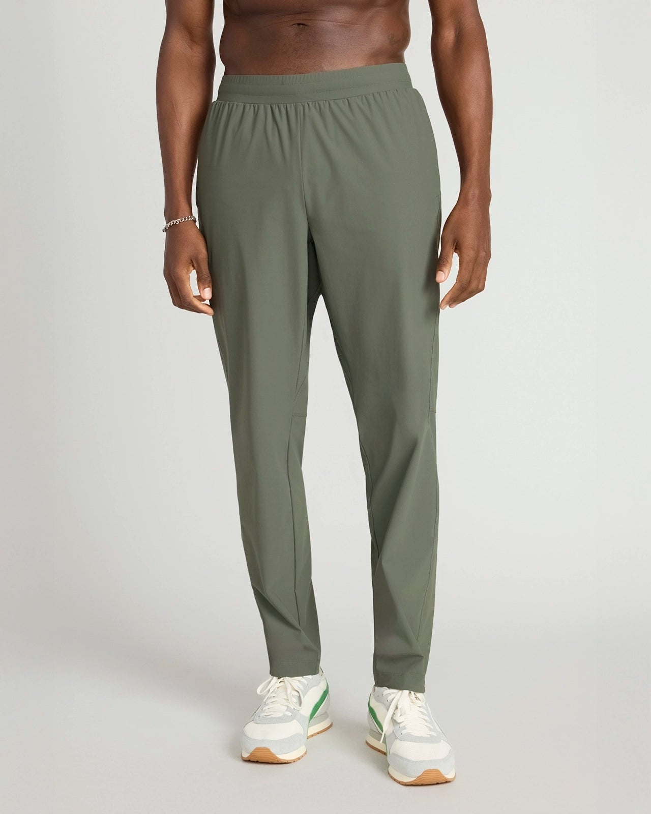 The Active Stretch GRS Certified Recycled Nylon Jogger - Kambaba Green