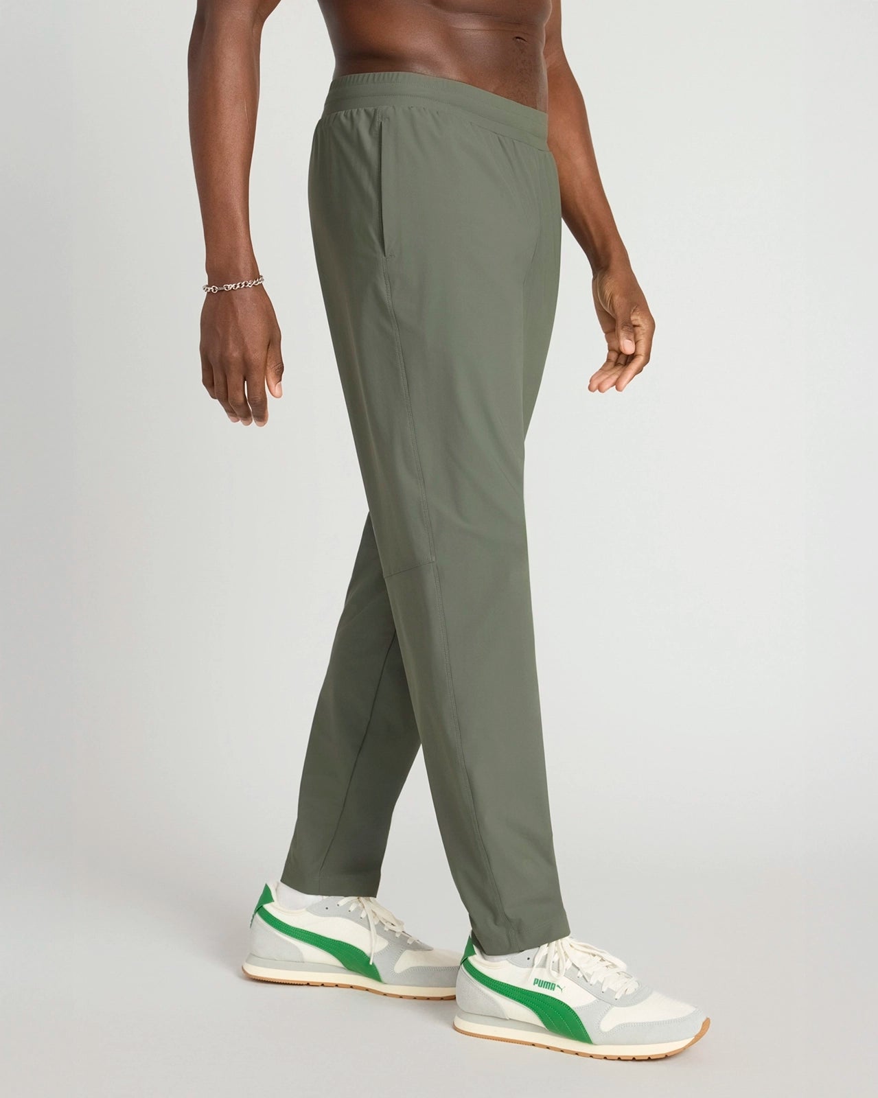 The Active Stretch GRS Certified Recycled Nylon Jogger - Kambaba Green