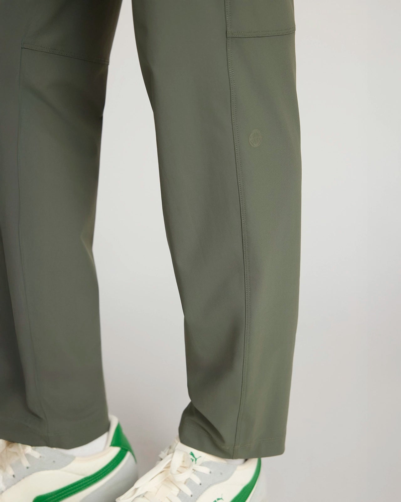 The Active Stretch GRS Certified Recycled Nylon Jogger - Kambaba Green