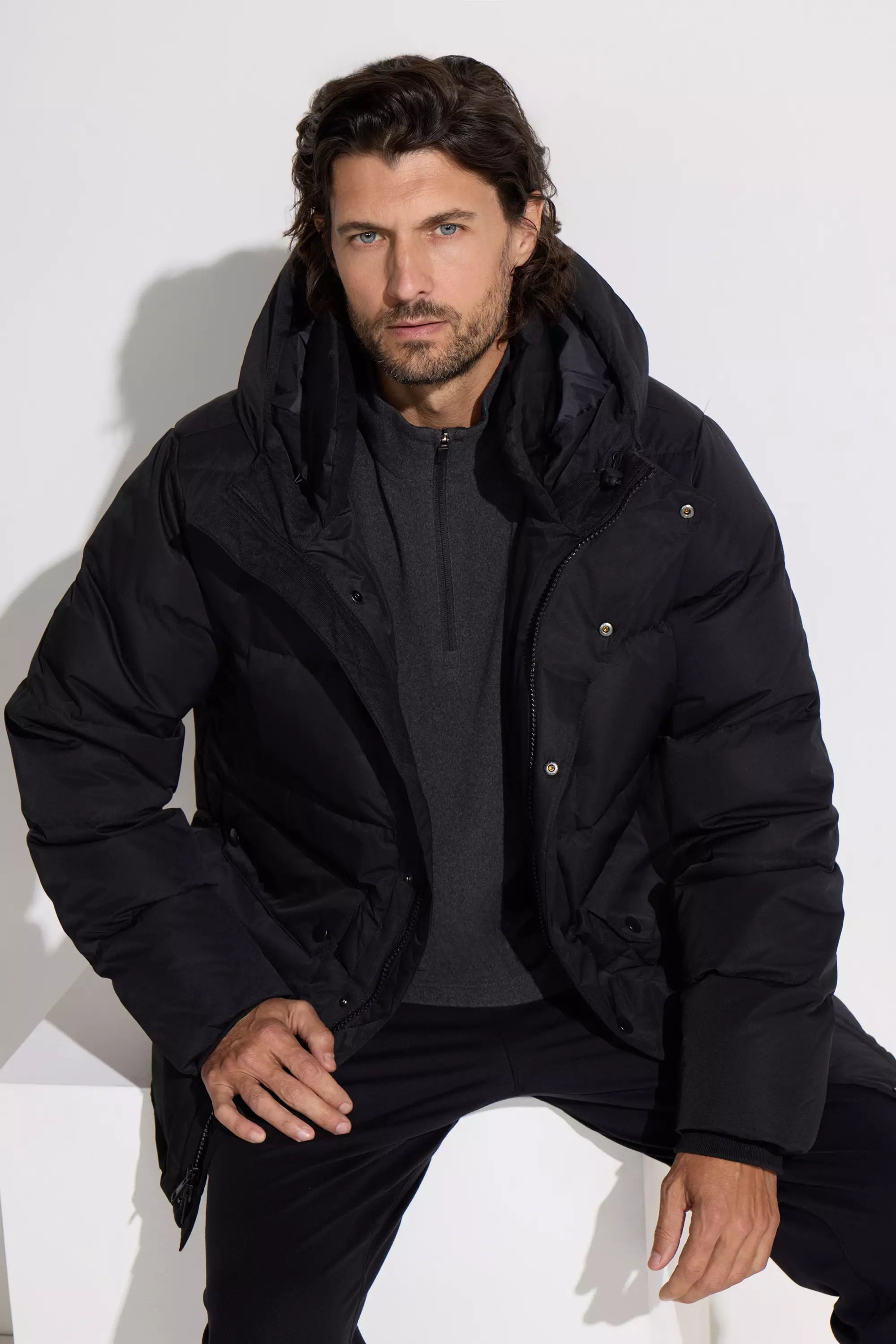 The RDS 700 Fill Power GRS Certified Recycled Poly Puffer Parka - Black