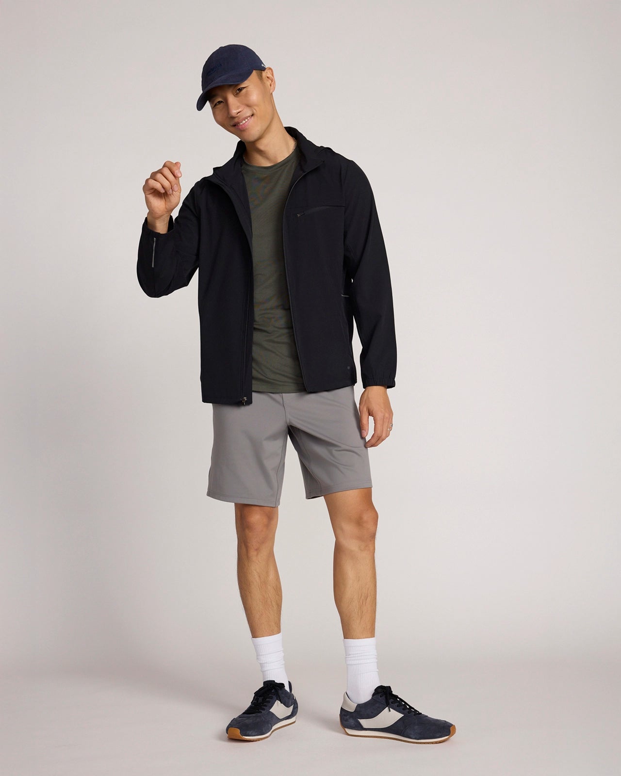 The Active Lightweight Reflective Full Zip Jacket - Black