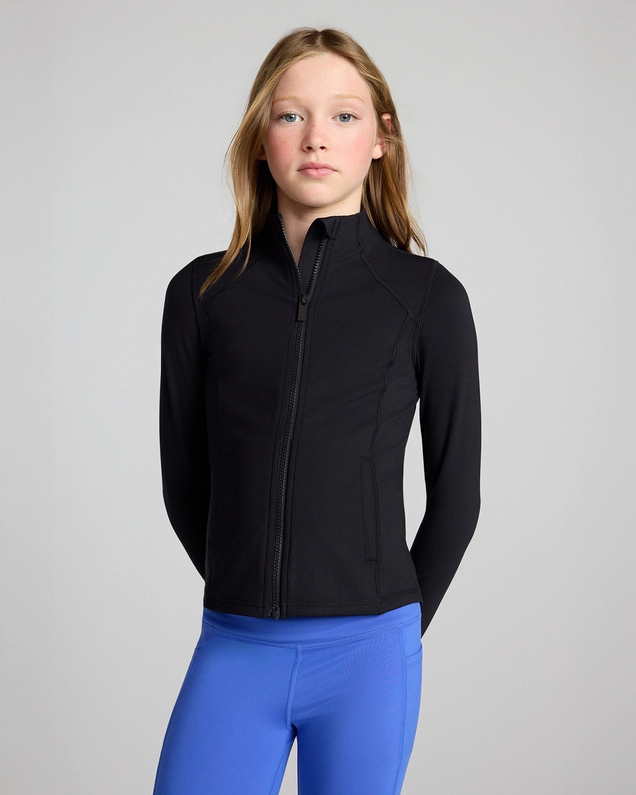 The Girls' Active Stretch GRS Certified Recycled Poly Yoga Jacket - Black