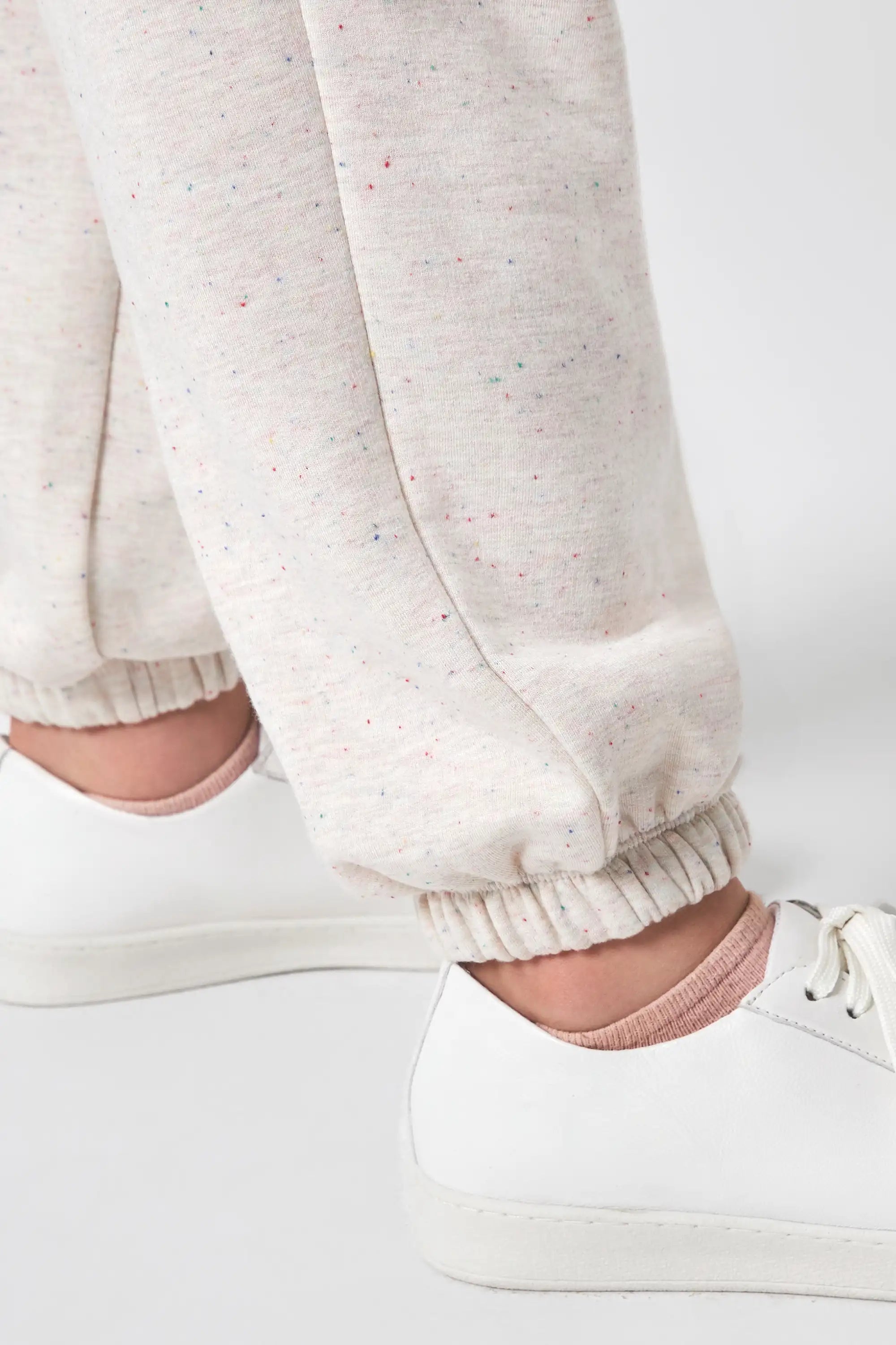 The Girls' Ecovero™ + GRS Certified Recycled Poly Candy Fleece Jogger - Light Gray