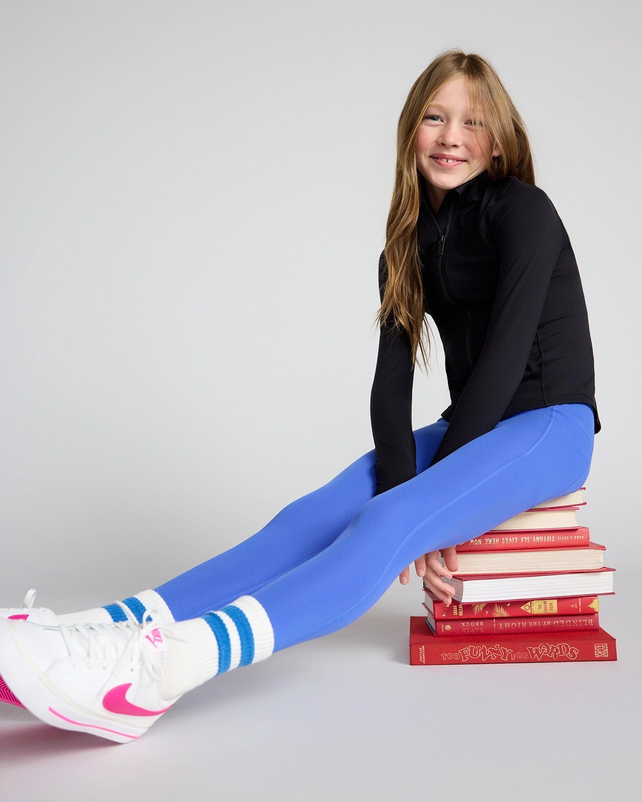 The Girls' Active Stretch GRS Certified Recycled Poly 7/8 Legging - Dazzling Blue