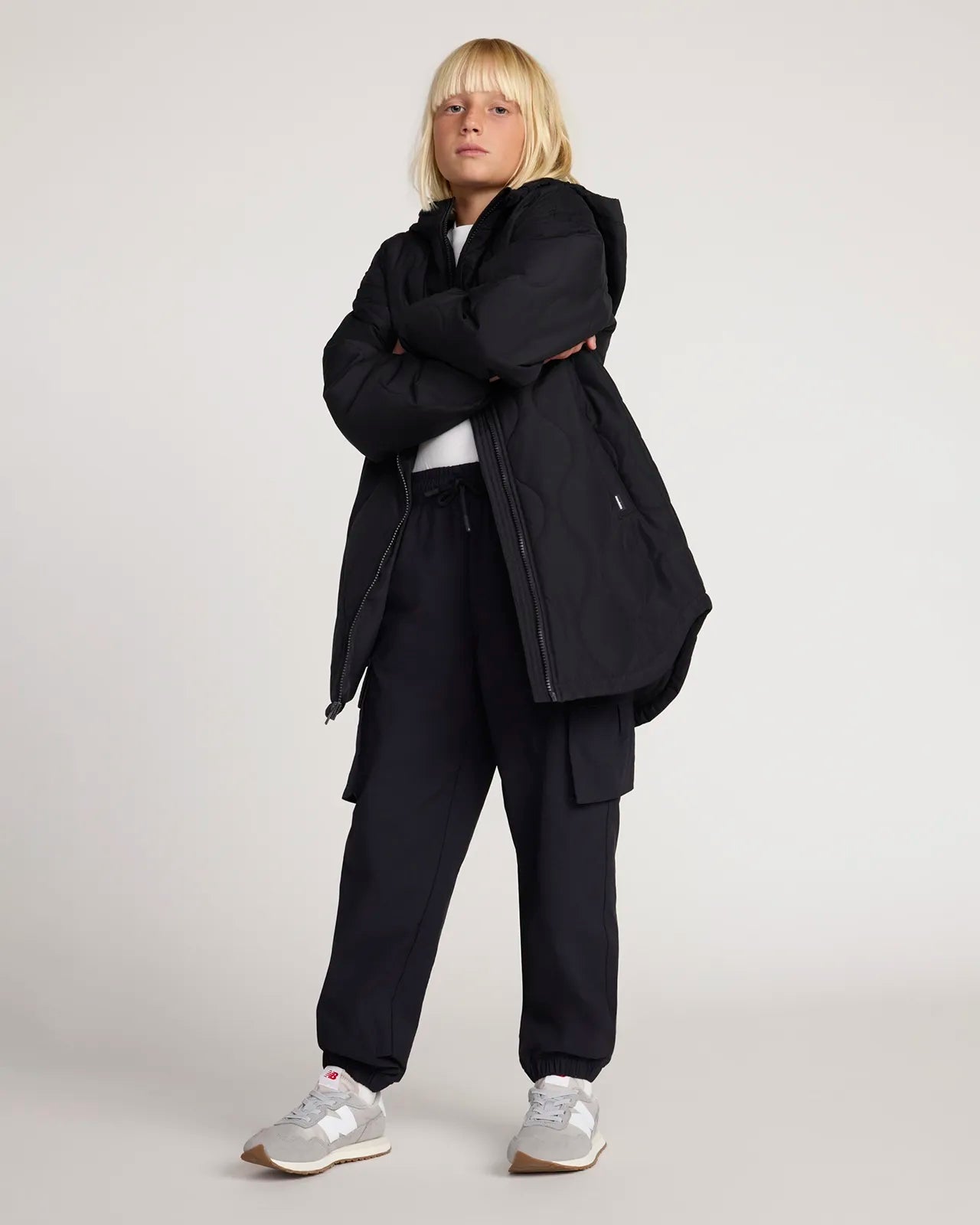 The Girls' Sorona™ Fill GRS Certified Recycled Polyester Longline Quilted Jacket - Black