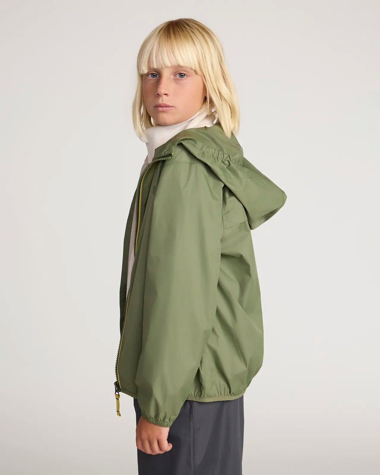 The Kids' Packable GRS Certified Recycled Nylon Splash Rain Jacket - Olive Green
