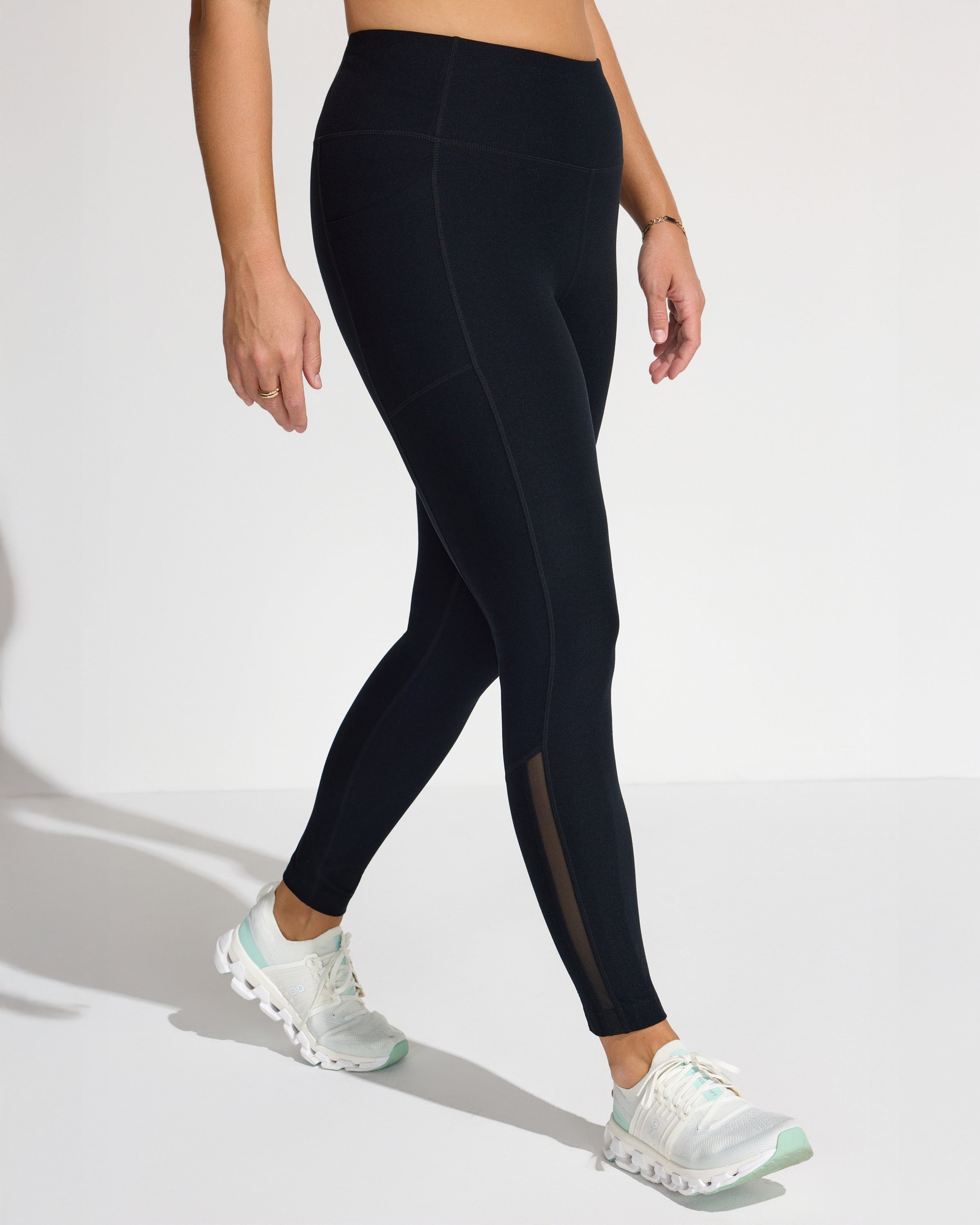 The Active Power Mesh Legging - Black