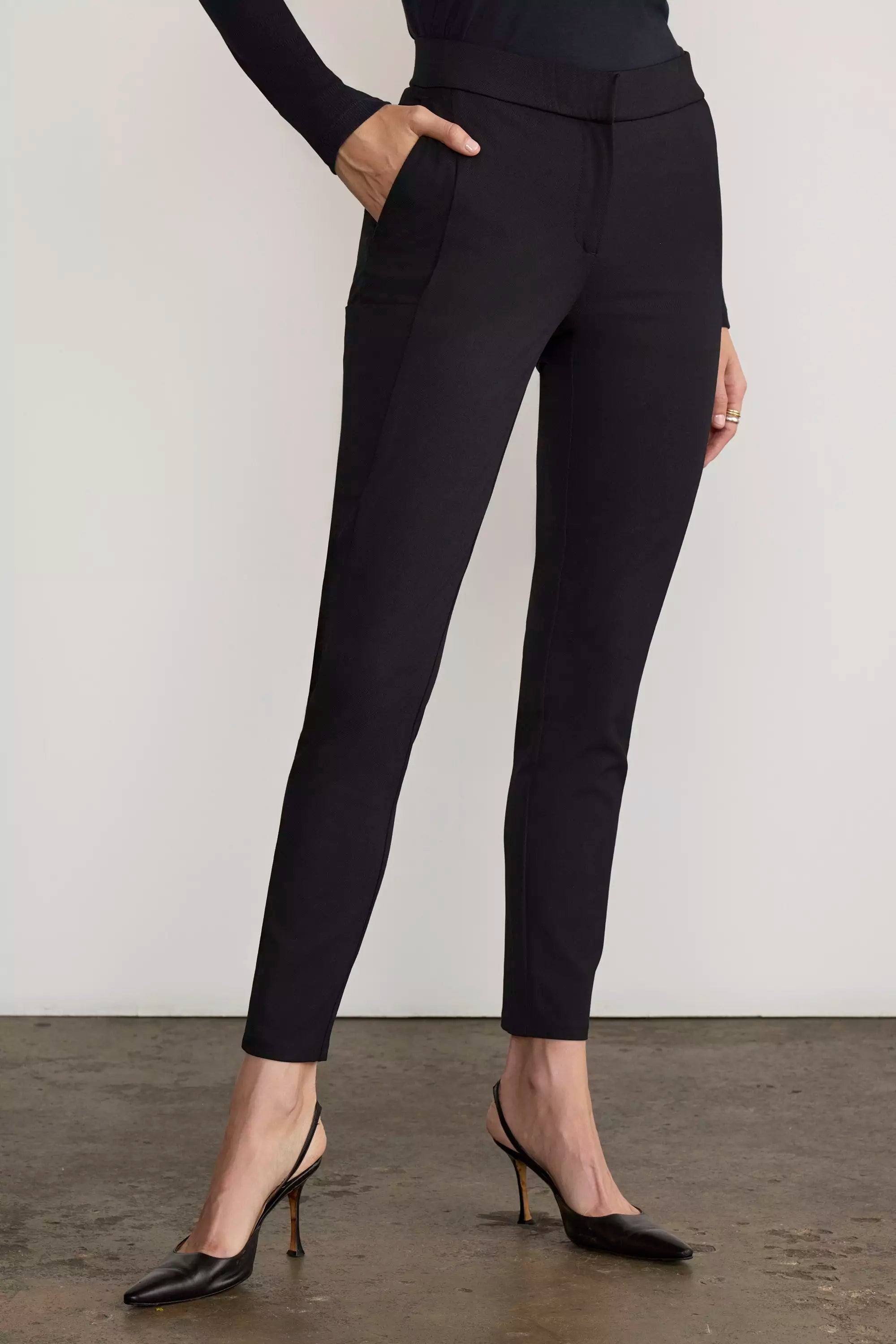 Trailblaze High-Rise Slim Twill Trouser - Black