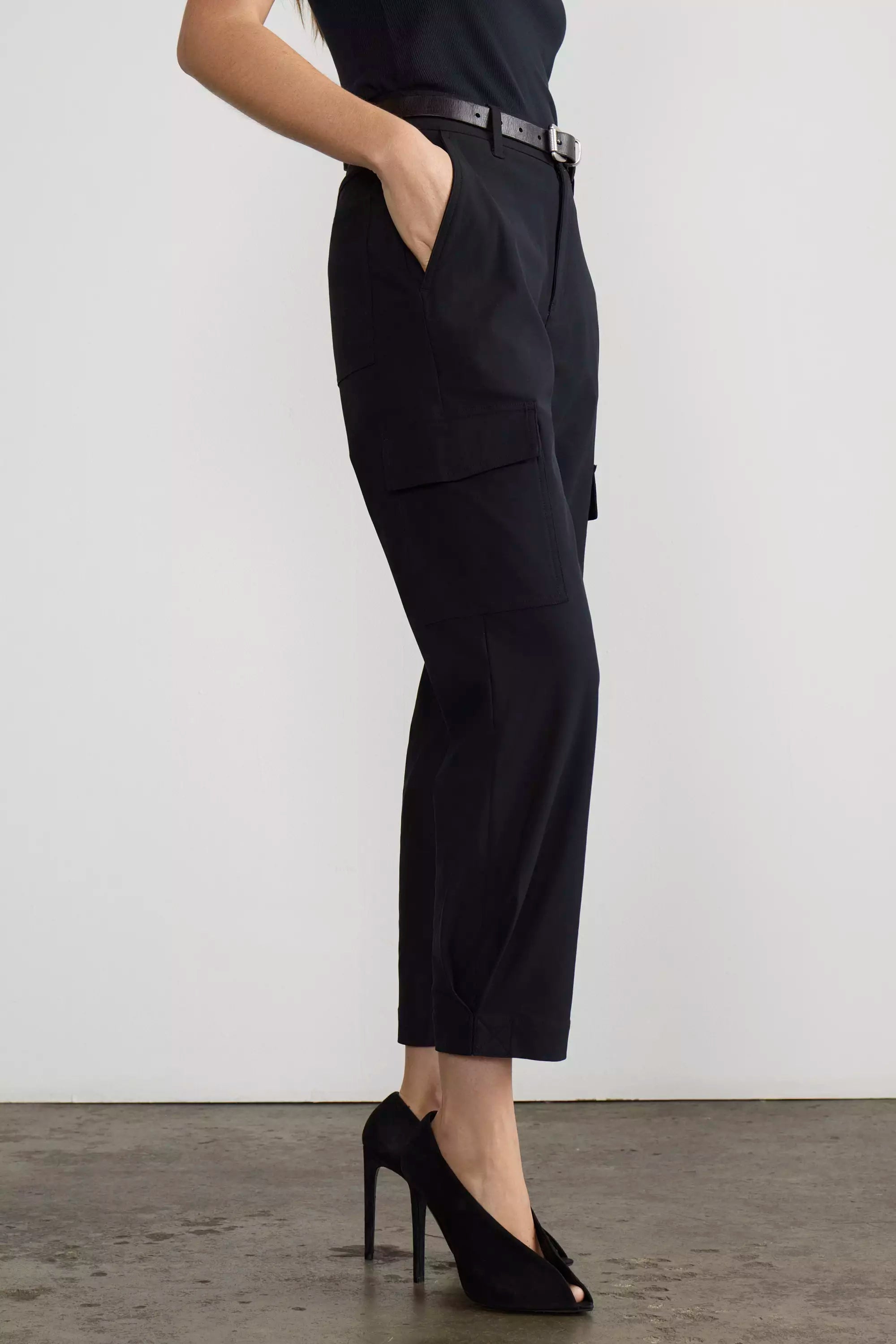 Limitless High-Rise Cargo Pant - Black