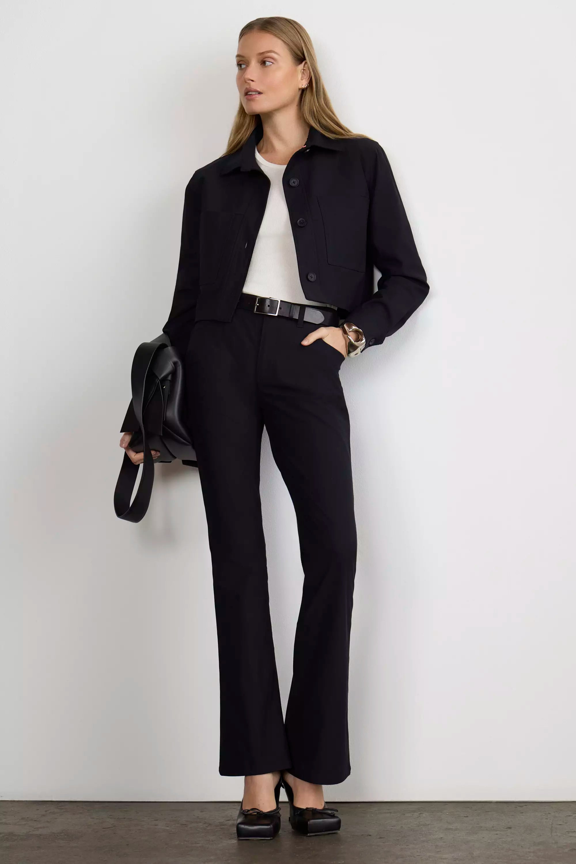 Limitless Mid-Rise Boot Cut Pant - Black