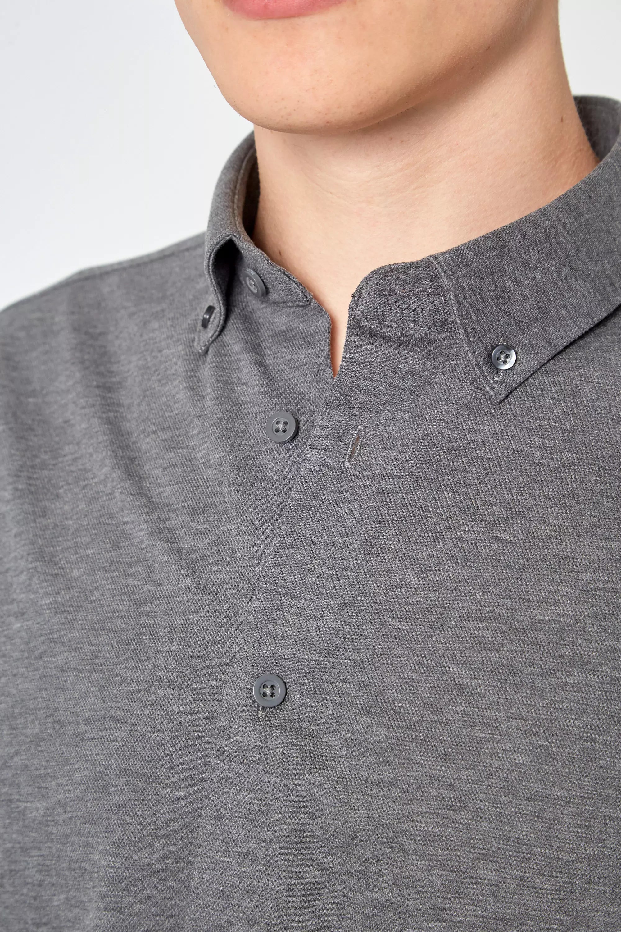 Interview FlexPique Knit Standard-Fit Shirt - Htr Charcoal