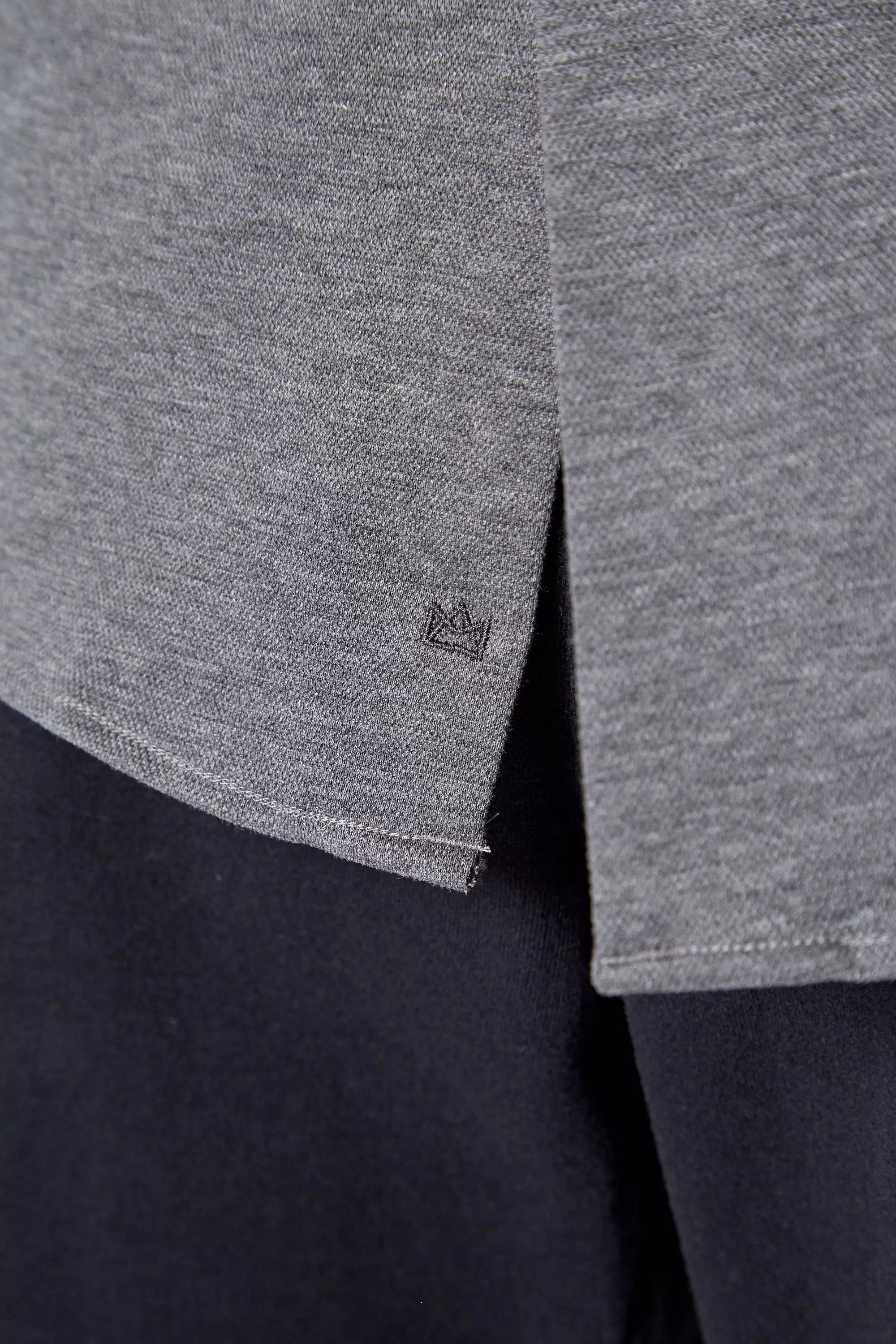 Interview FlexPique Knit Standard-Fit Shirt - Htr Charcoal