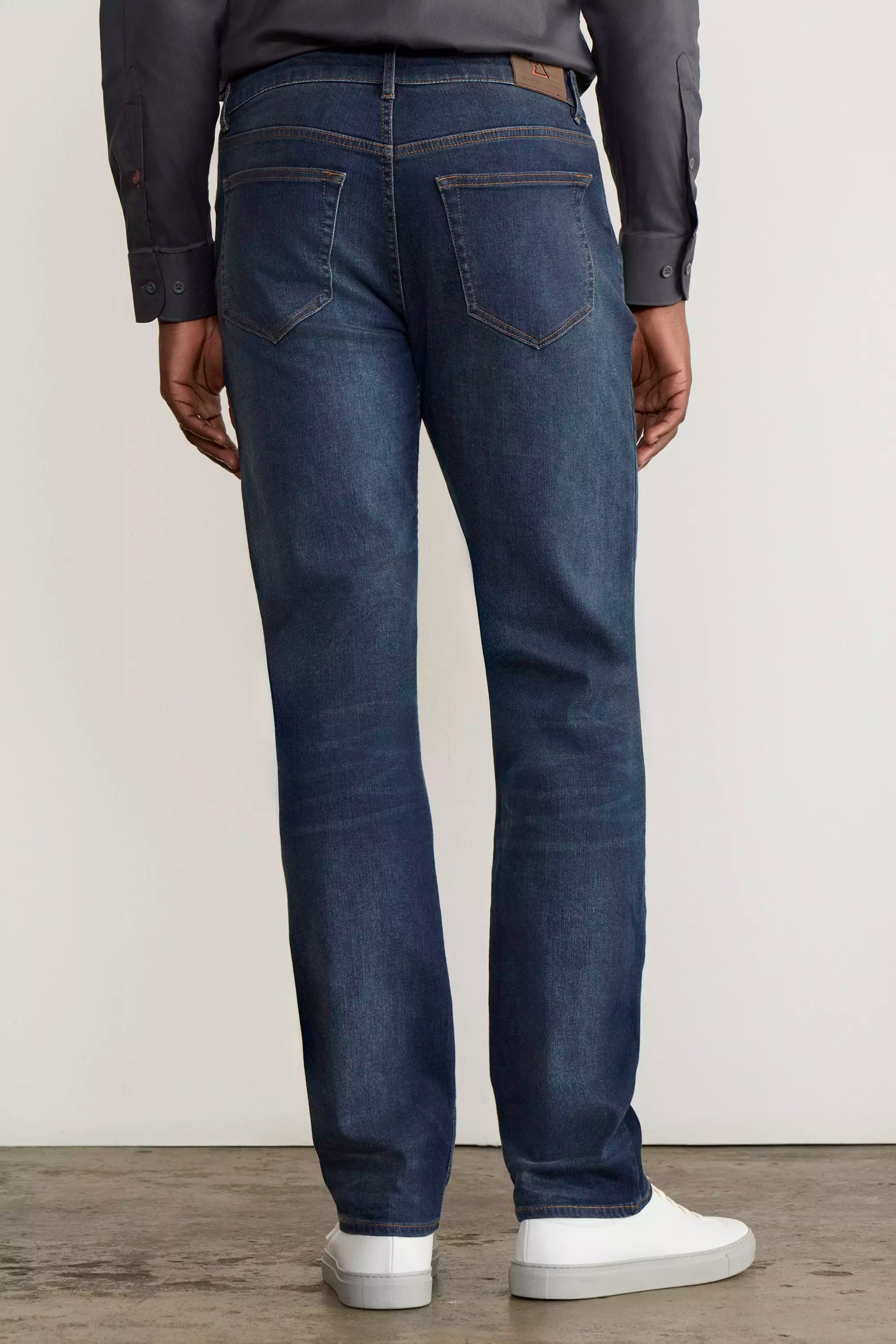 PerformFit Escape Straight Medium Wash Jeans - Medium Wash