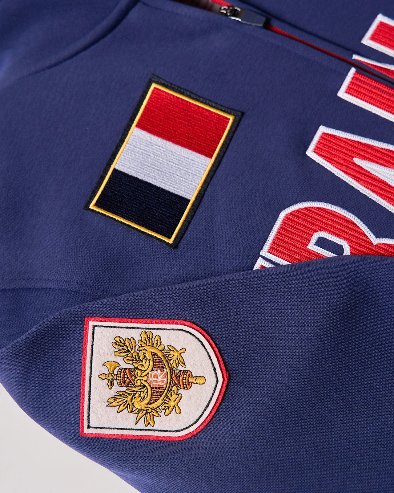 The Pitch World Jacket - Pitch Navy/France
