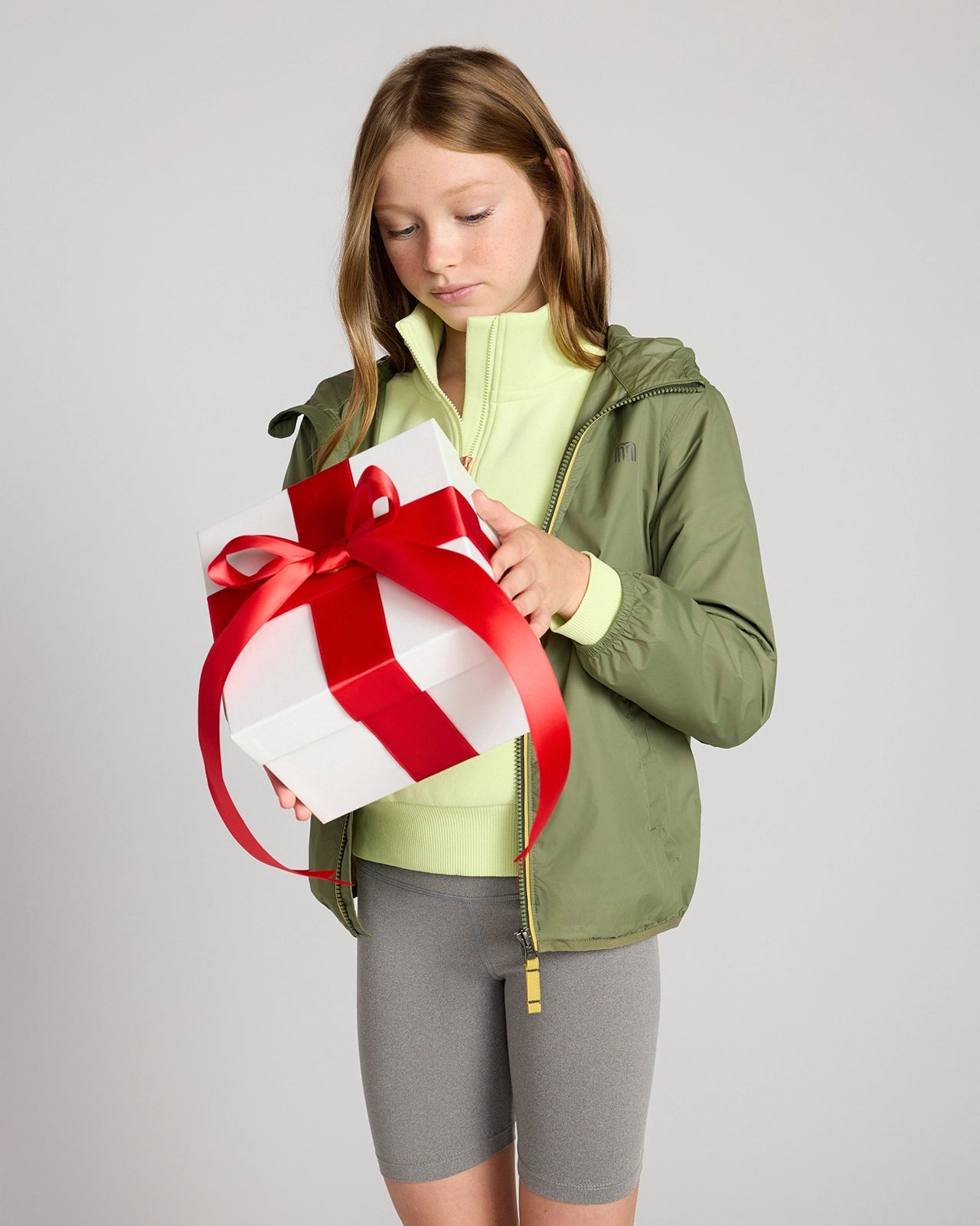 The Kids' Packable GRS Certified Recycled Nylon Splash Rain Jacket - Olive Green