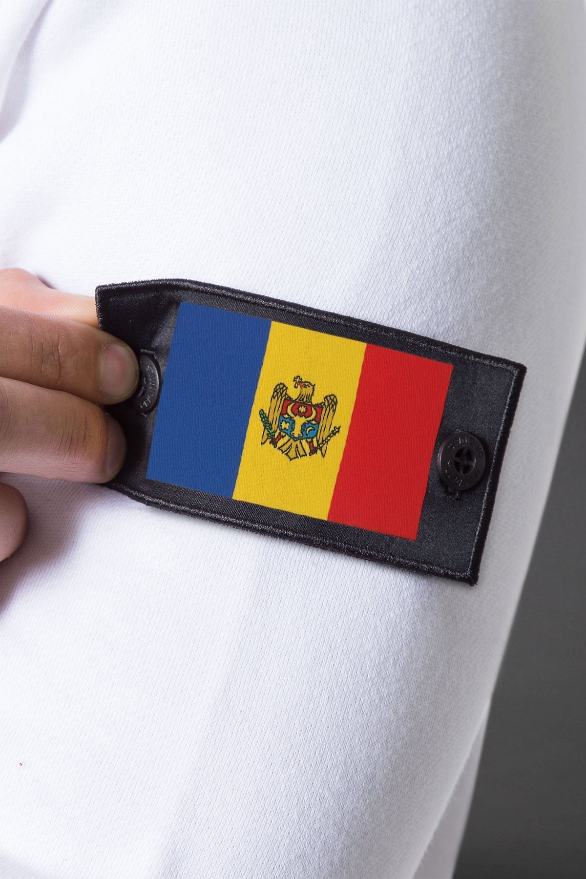 For general description, go to 'Main Product Description' region - Moldova Patch - One Size