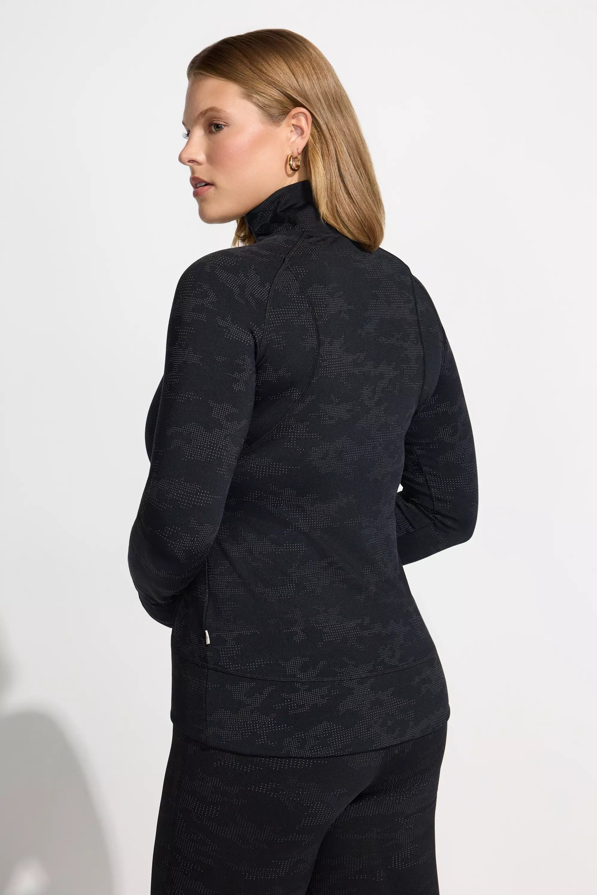 Camo Reflective Half Zip - Black Camo