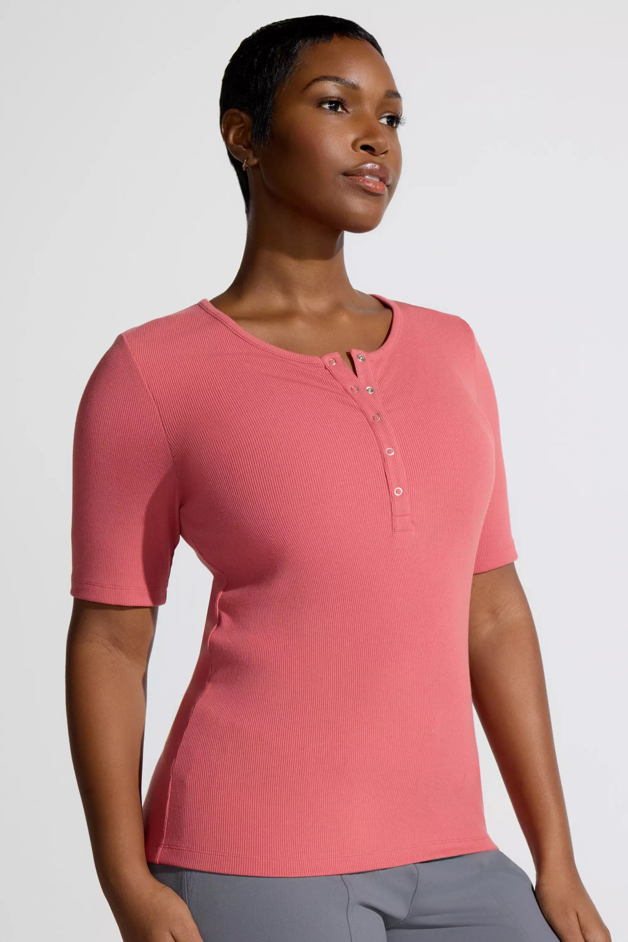 Women’s Short Sleeve Tee - Mineral Red