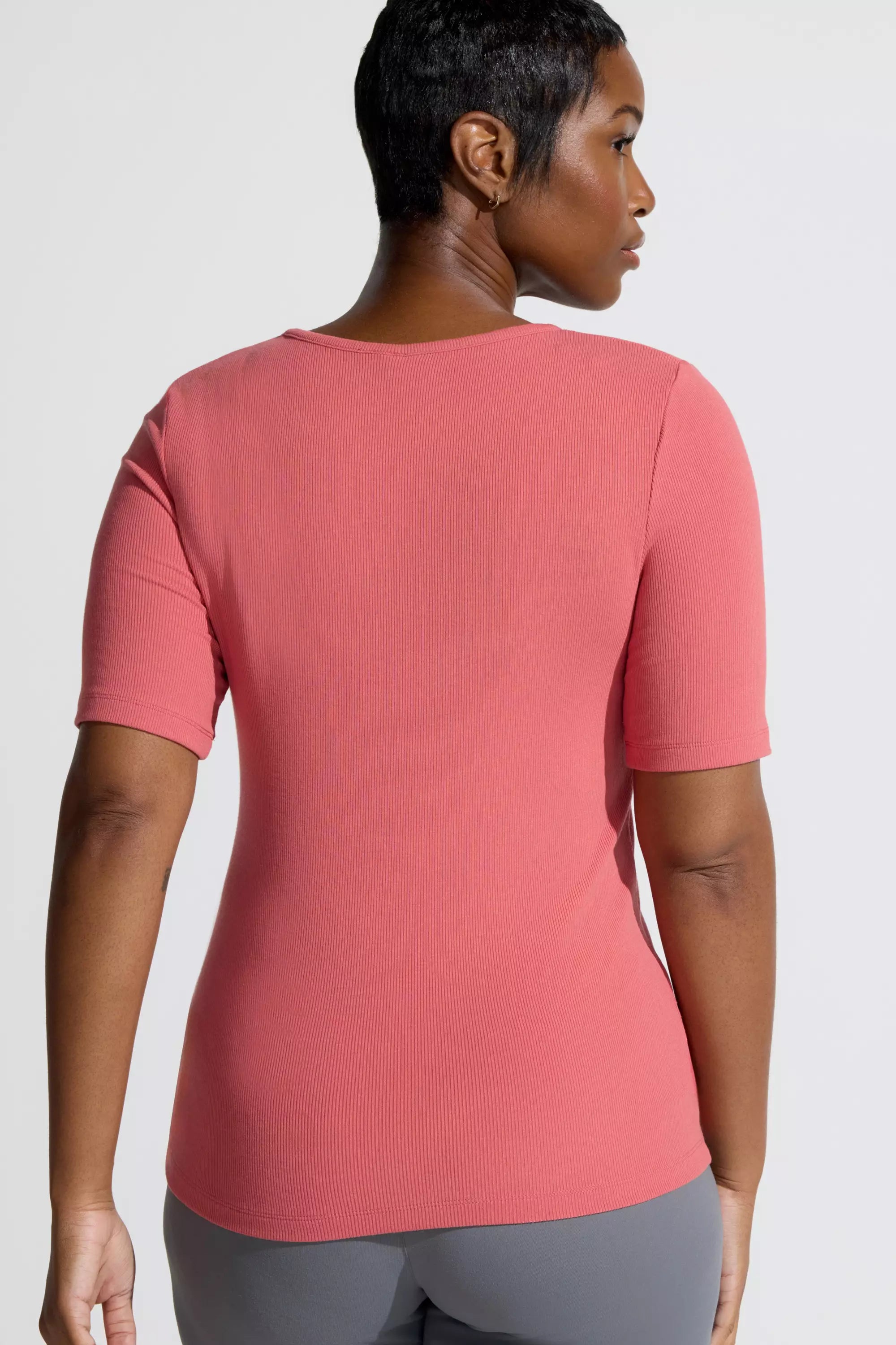 Women’s Short Sleeve Tee - Mineral Red
