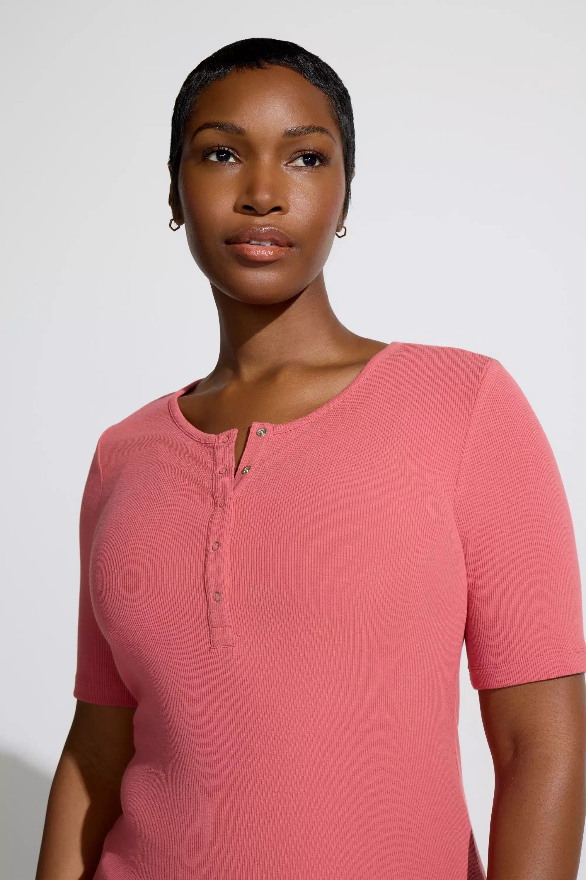 Women’s Short Sleeve Tee - Mineral Red
