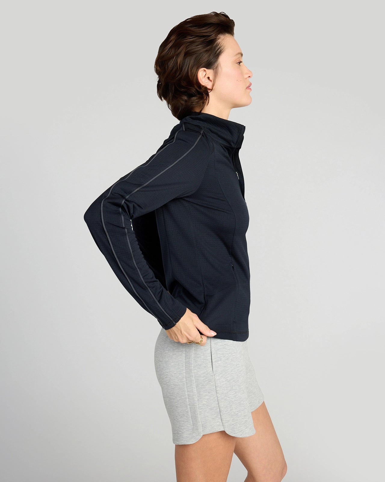 The Run Active GRS Certified Recycled Poly 1/4 Zip Top - Black