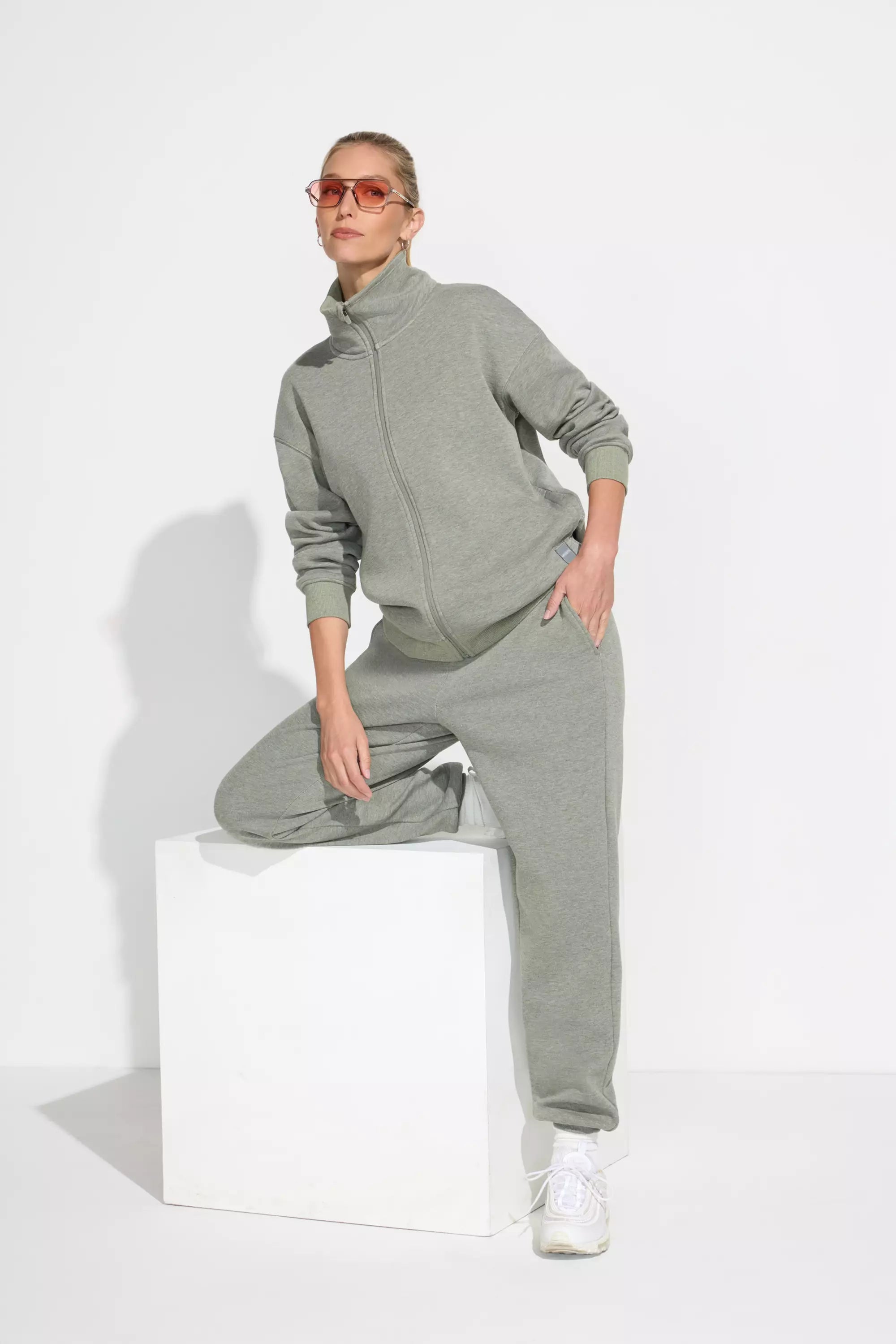 Full Zip Fleece Top - Heather Green