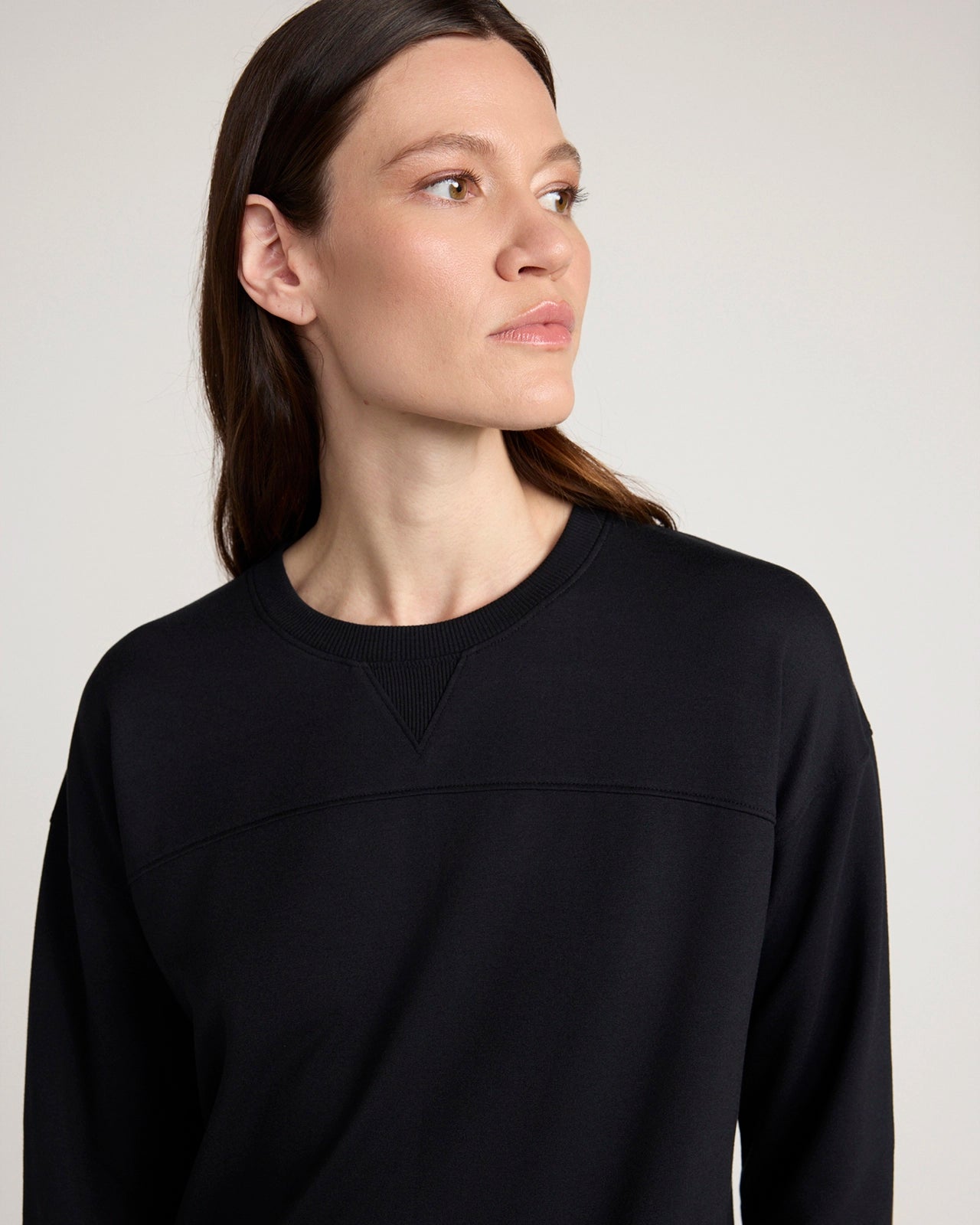 The Soft Terry Pullover - Black