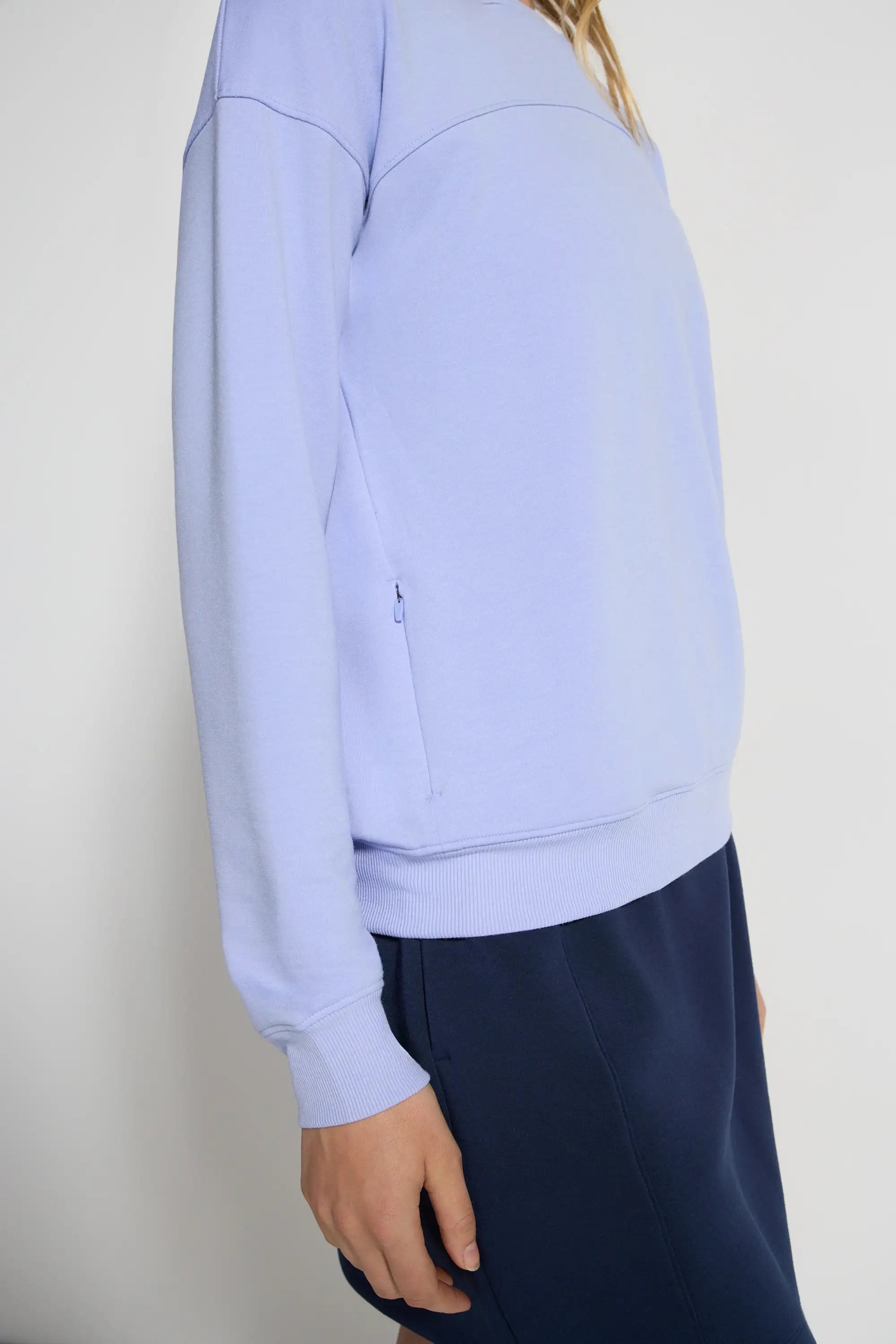 Women's Pullover Top - Baby Lavendar