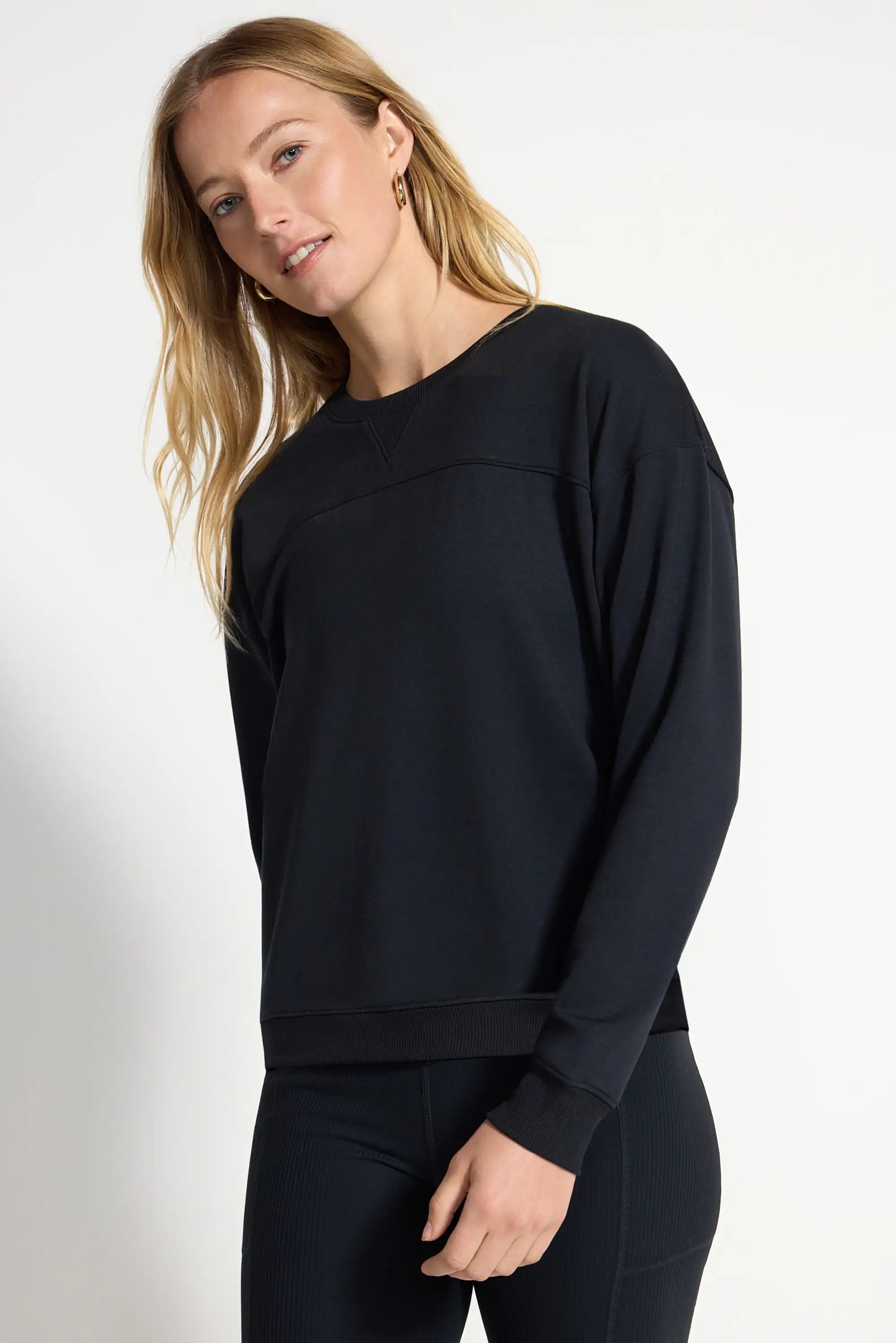 Women's Pullover Top - Black