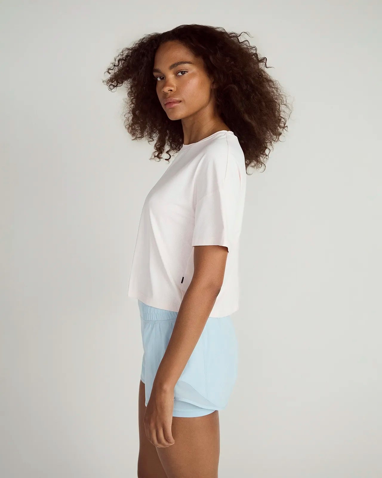 The Breathable GRS Certified Recycled Nylon Cropped Tee - Heavenly Pink