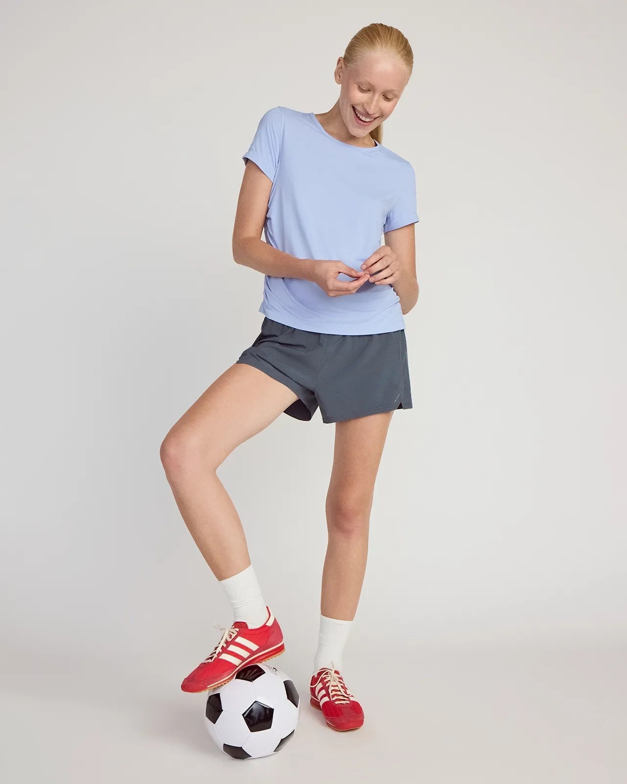 The Breathable GRS Certified Recycled Nylon Ruched Tee - Blue Heron