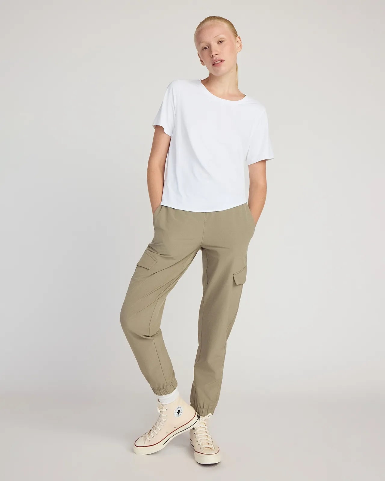 The Active Stretch GRS Certified Recycled Nylon Side Slits Tee - White