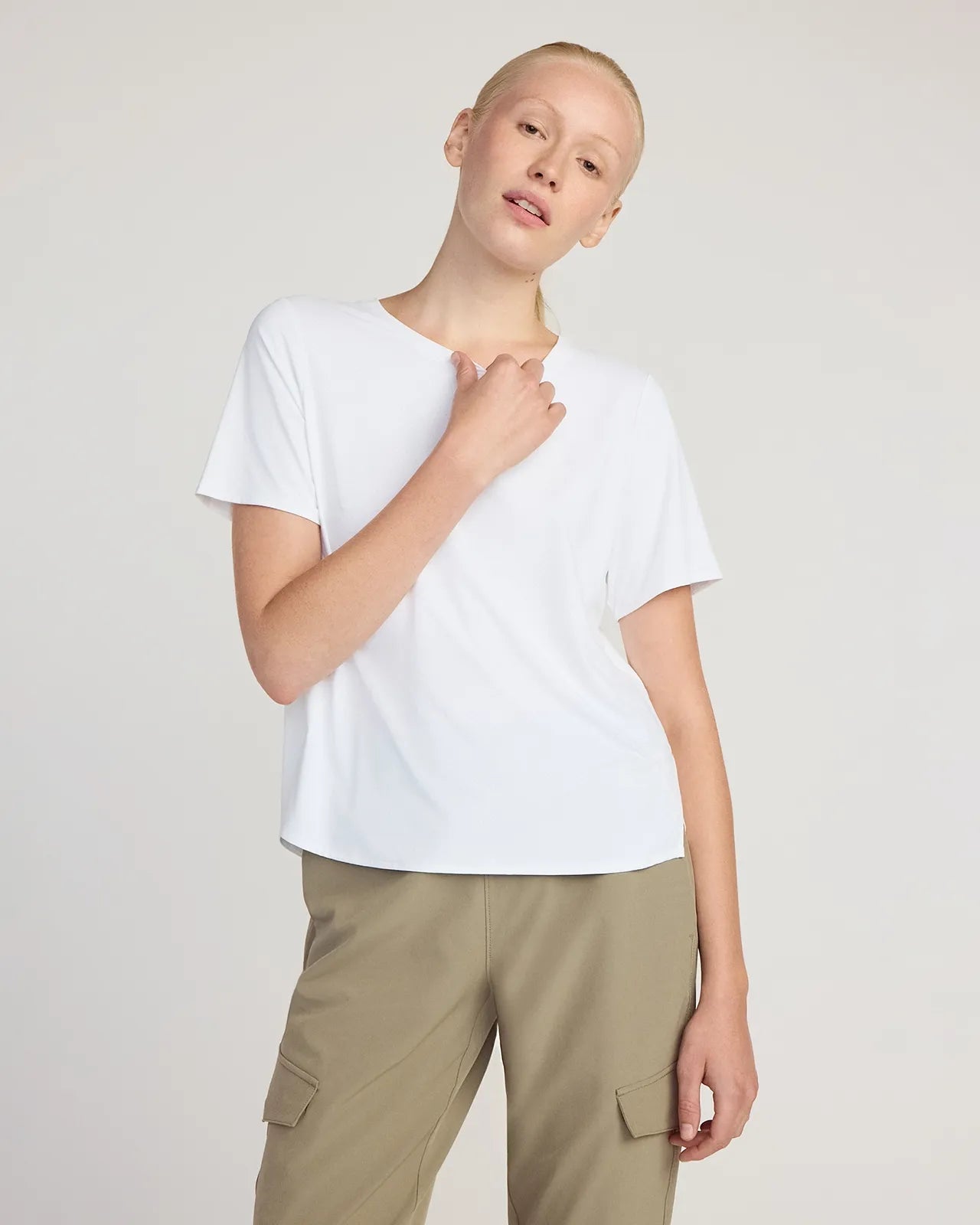 The Active Stretch GRS Certified Recycled Nylon Side Slits Tee - White