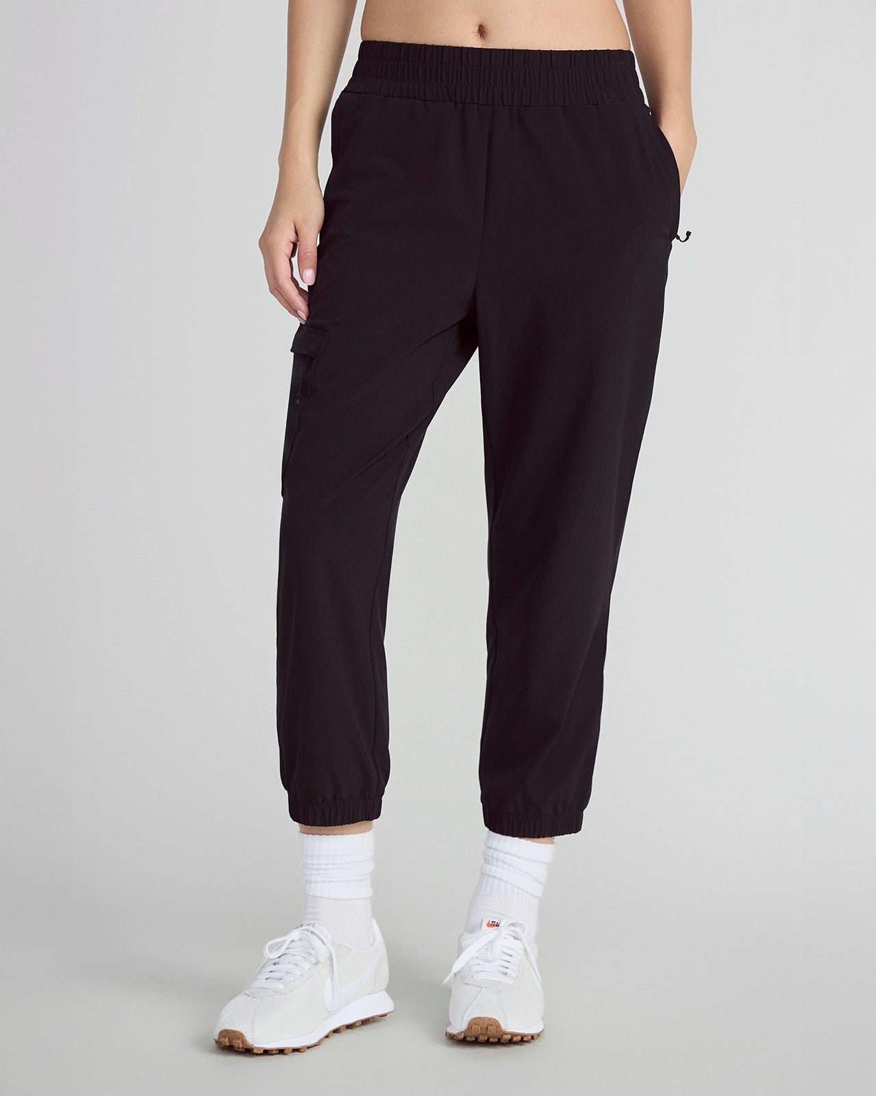 The Light Stretch GRS Certified Recycled Polyester Jogger - Black