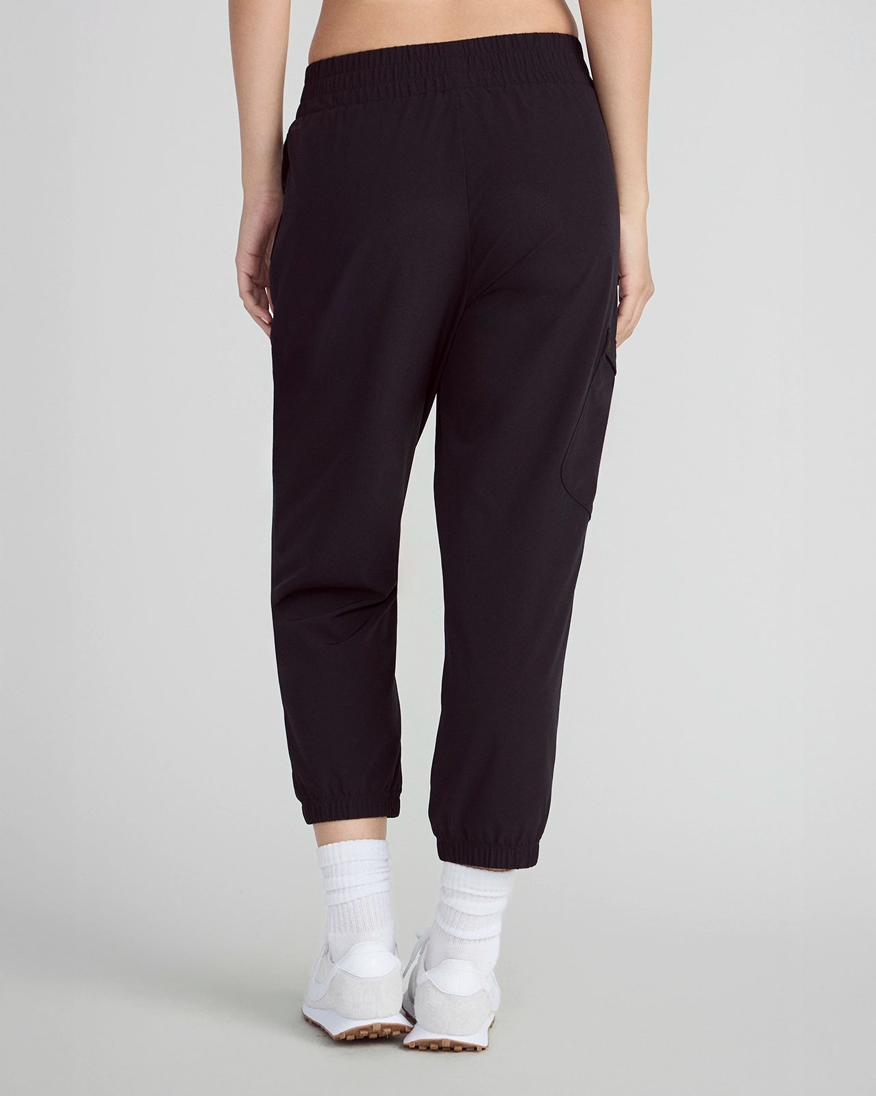 The Light Stretch GRS Certified Recycled Polyester Jogger - Black