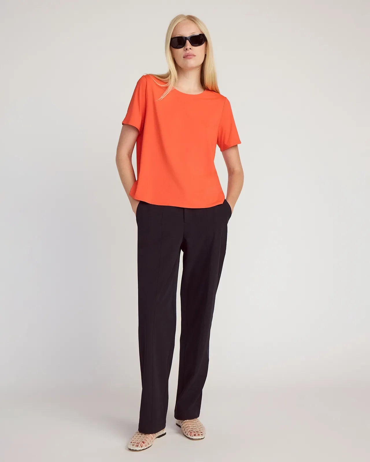 The Active Stretch GRS Certified Recycled Nylon Side Slits Tee - Cherry Tomato