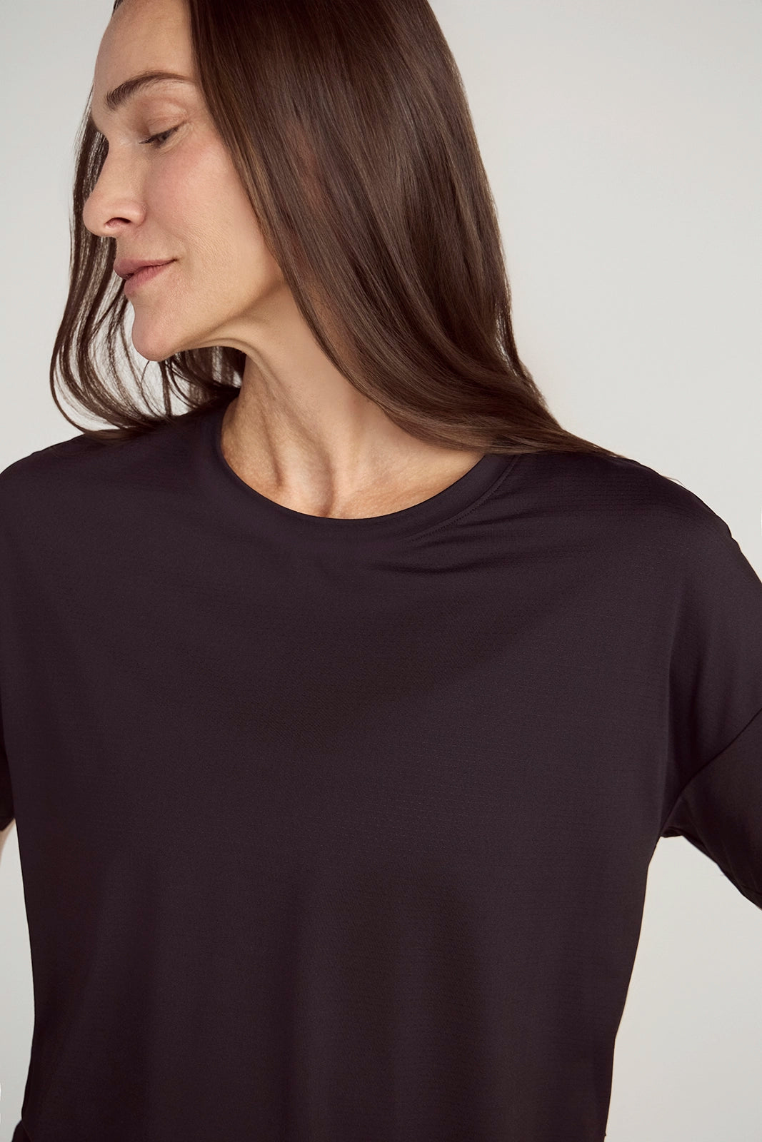 The Breathable GRS Certified Recycled Nylon Mesh Cropped Tee - Black