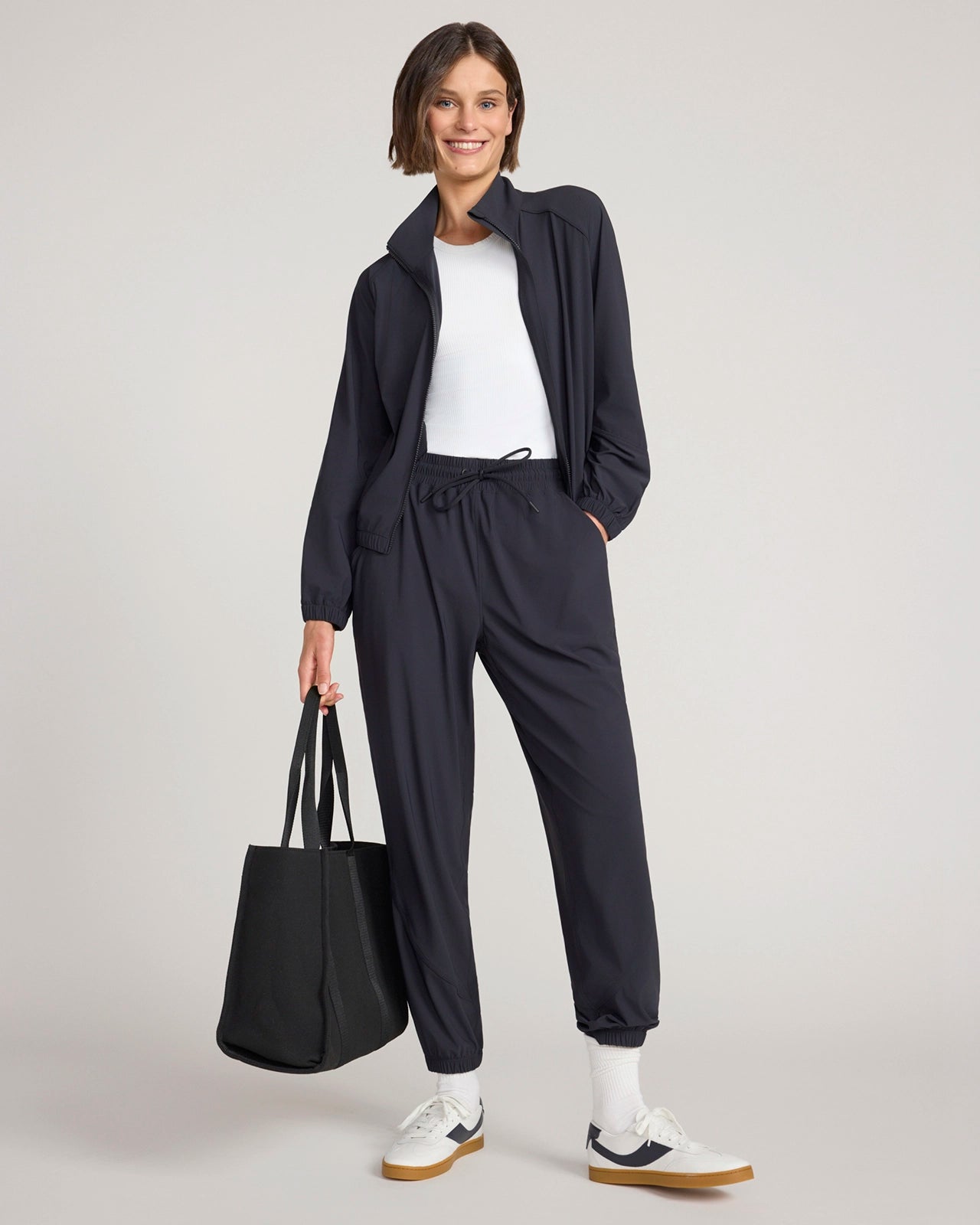 The Active Tricot Jacket with Piping - Black