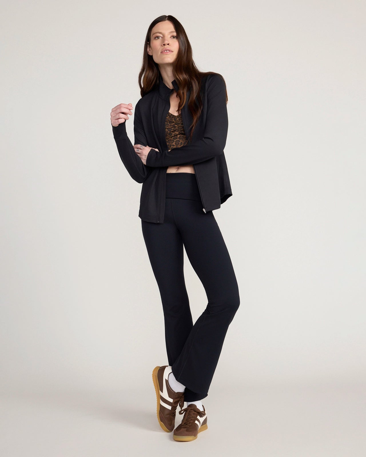 The Active Shadow Waves Jacquard Full Zip Jacket - Black