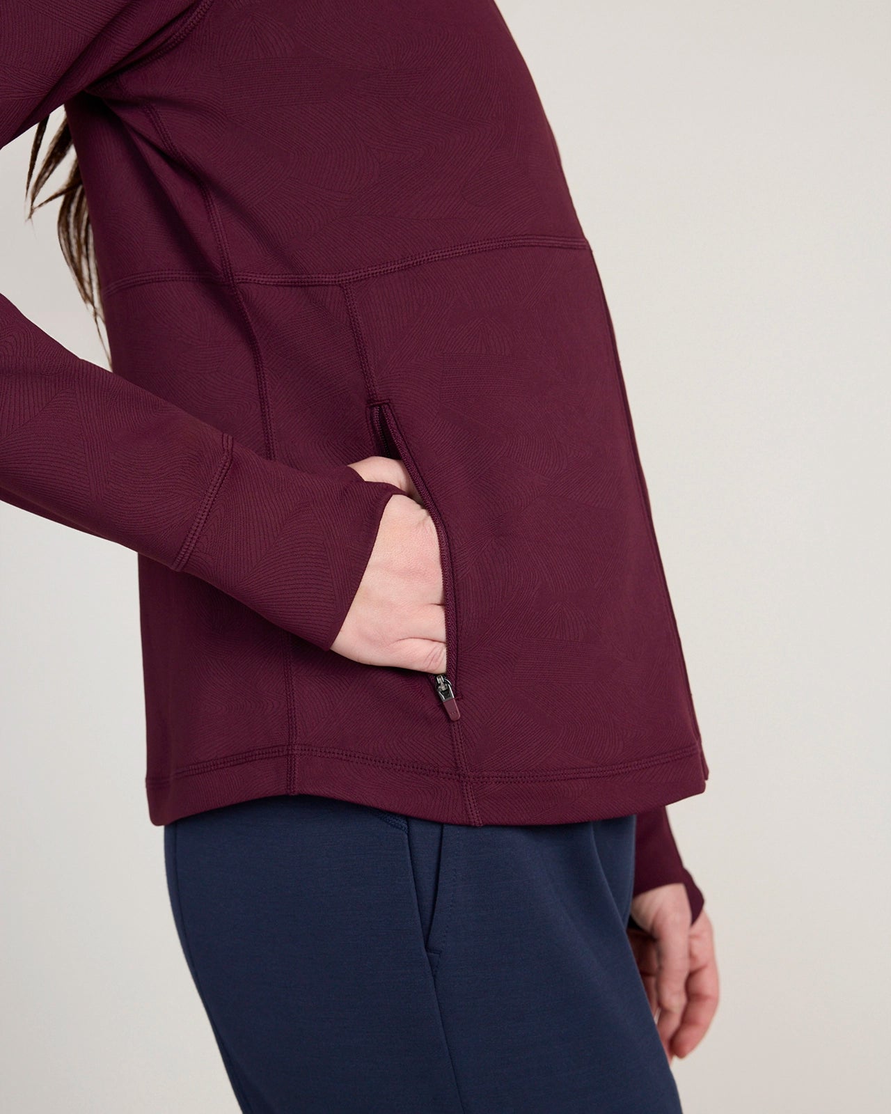 The Active Shadow Waves Jacquard Full Zip Jacket - Fig Purple