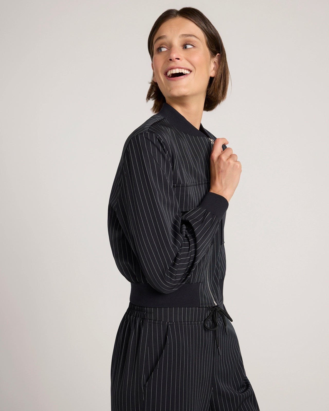 The Soft Stretch Pinstripe Cropped Jacket - Black Pinstripe