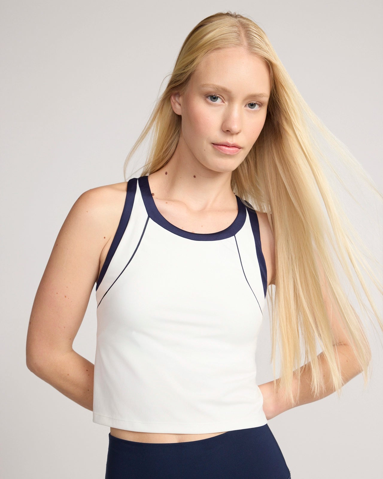 The Active Colour Blocked Cropped Shelf Bra Tank - Coconut Milk/Baritone Blue