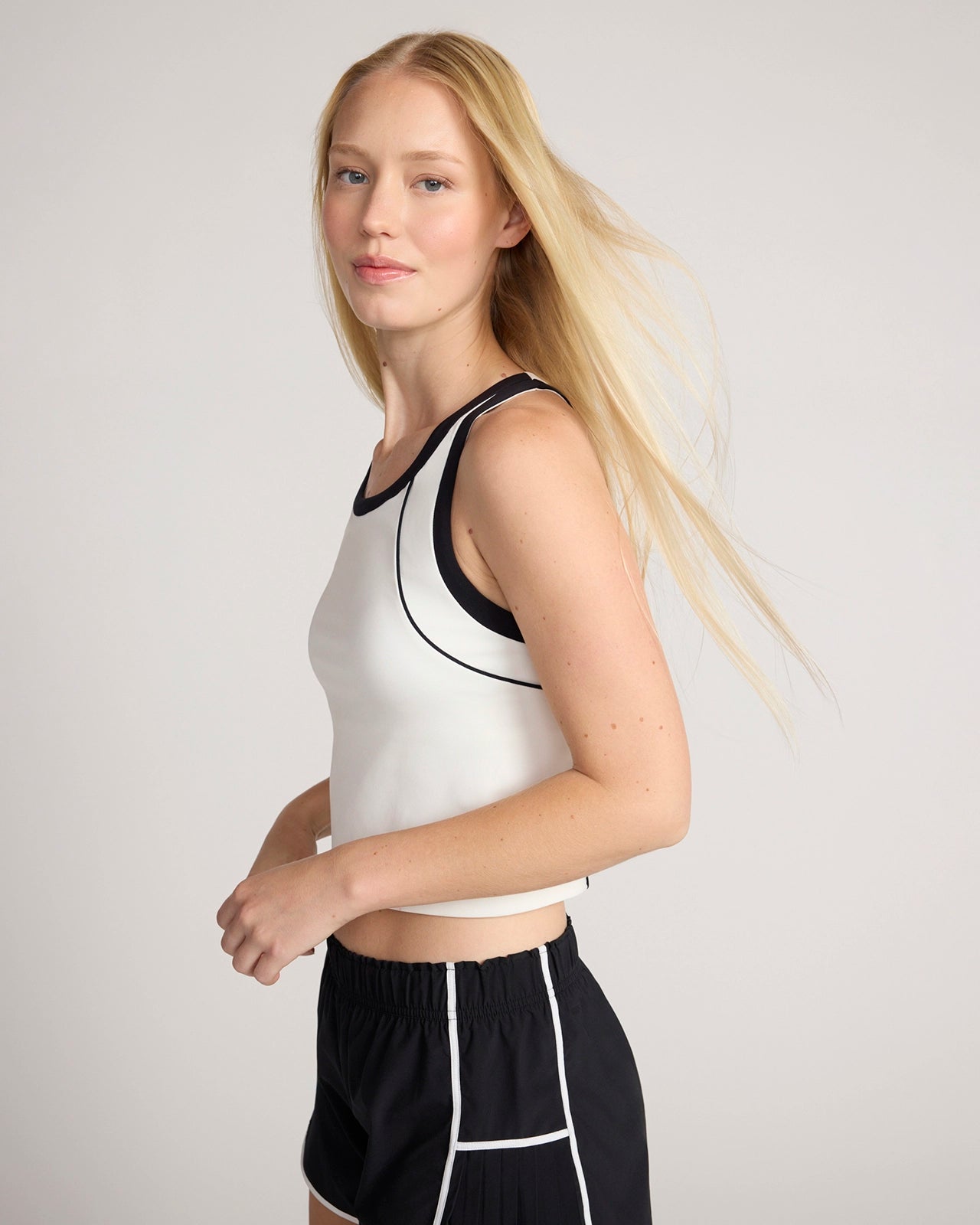 The Active Colour Blocked Cropped Shelf Bra Tank - Coconut Milk/Black