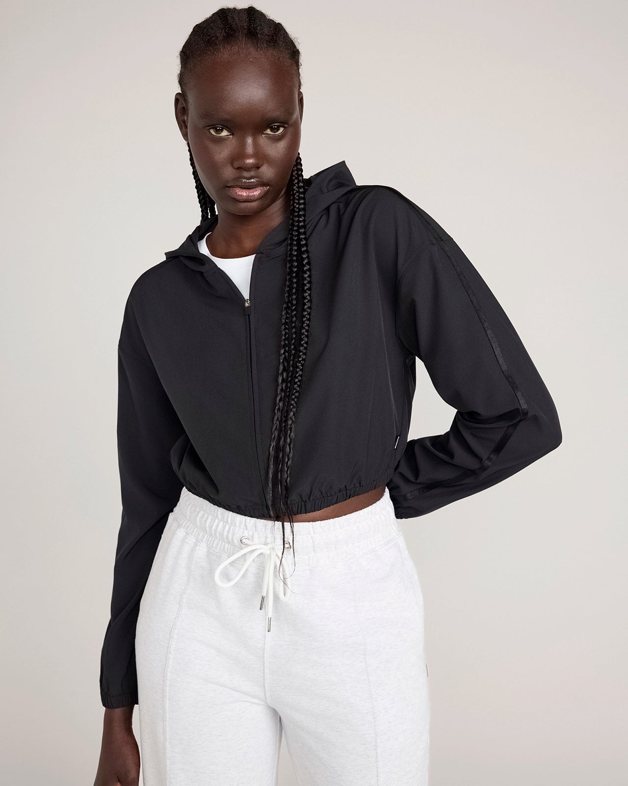 The Active Cropped Hooded Jacket - Black