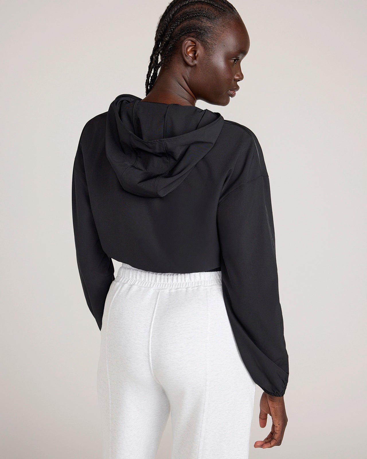 The Active Cropped Hooded Jacket - Black