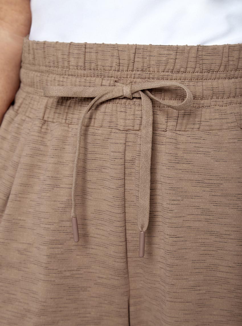 Women’s Long Mile Walking Short - Mocha Mousse