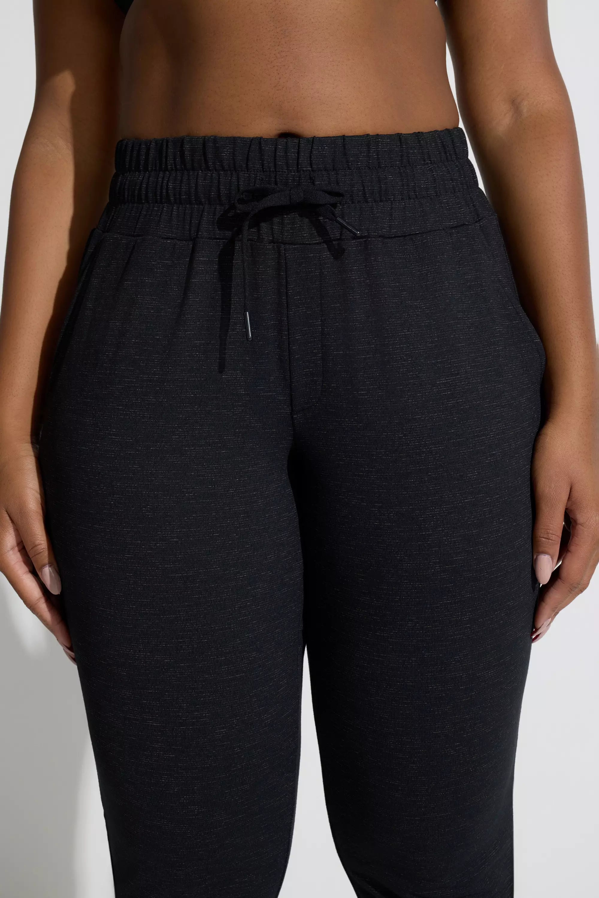 Women’s Capri Jogger - Black Combo