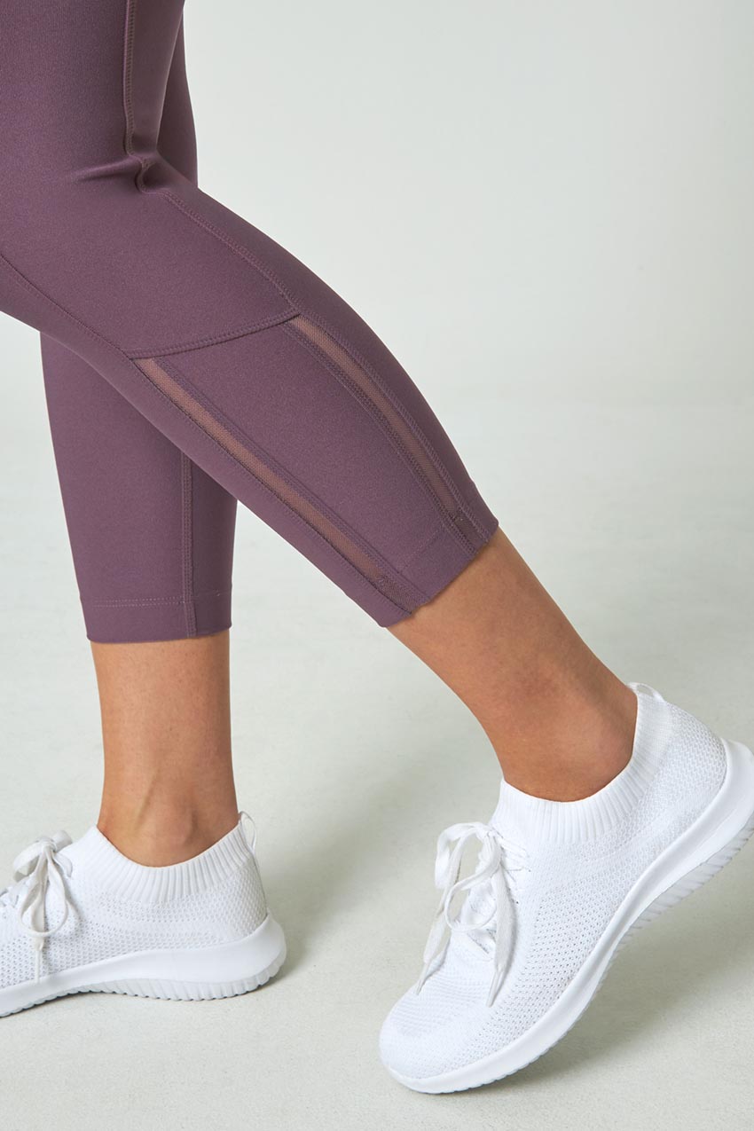 Women’s Vertical Mesh Capri