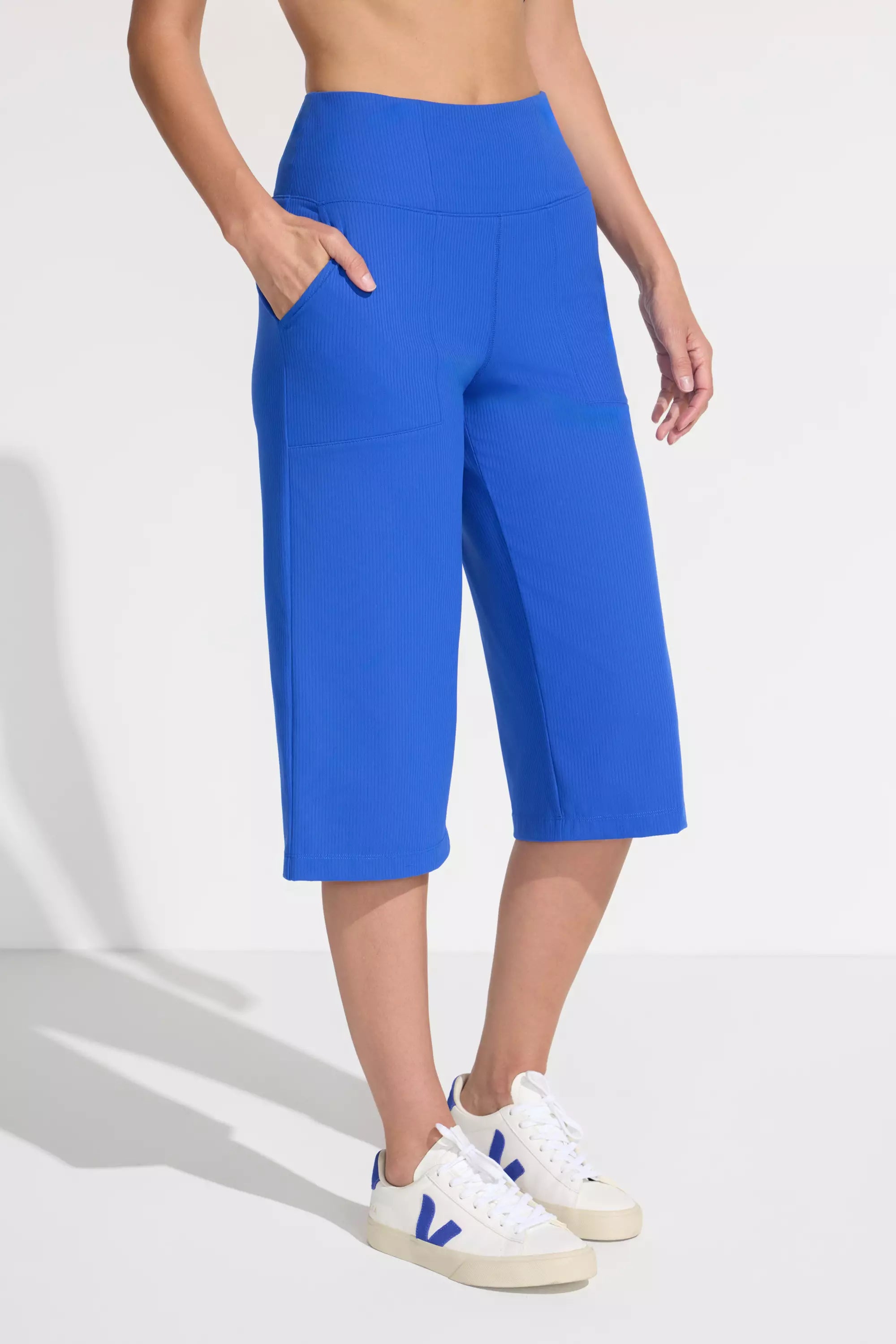 Women’s Wide Leg Capri 18"