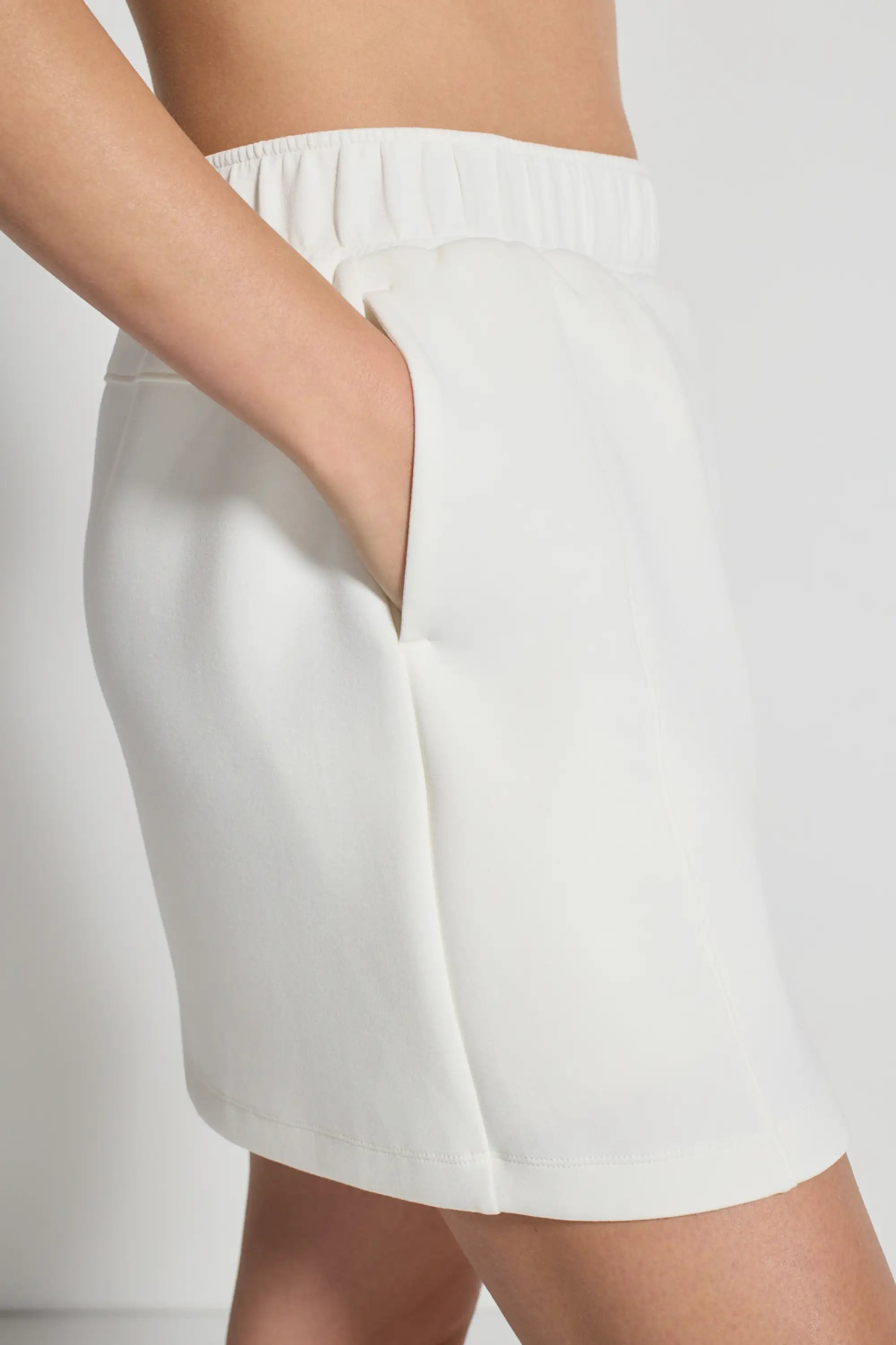 Women’s High-Rise Walking Skort - White